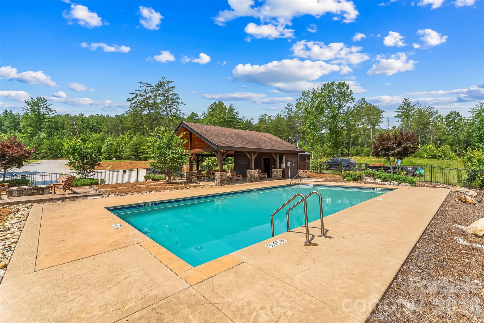 95 Linville View Drive — Nebo