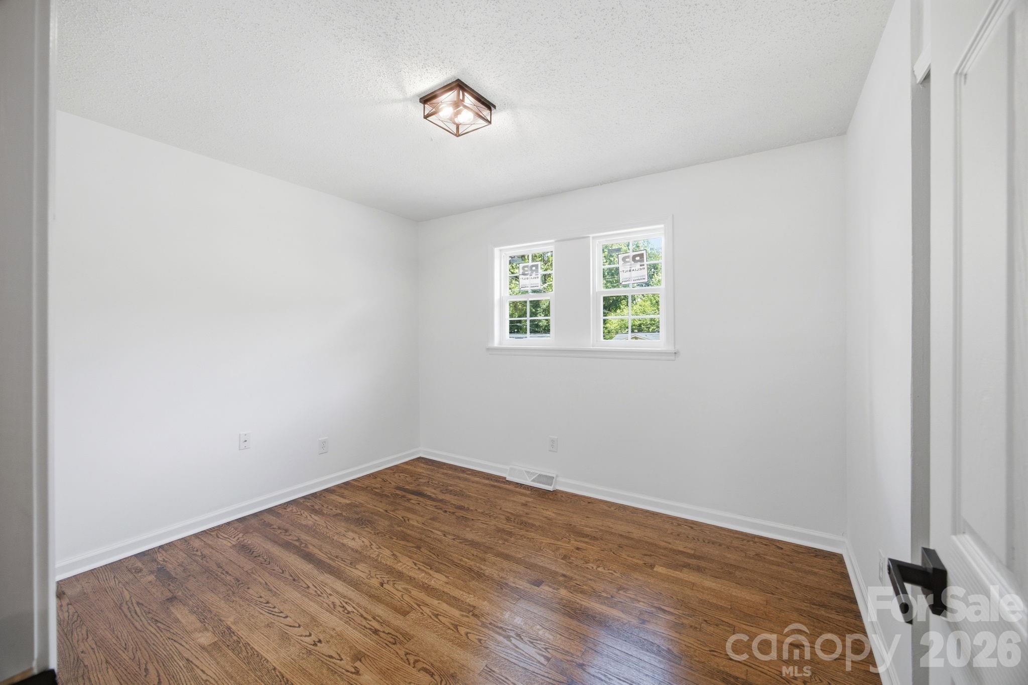 9401 Feldbank Drive — Charlotte