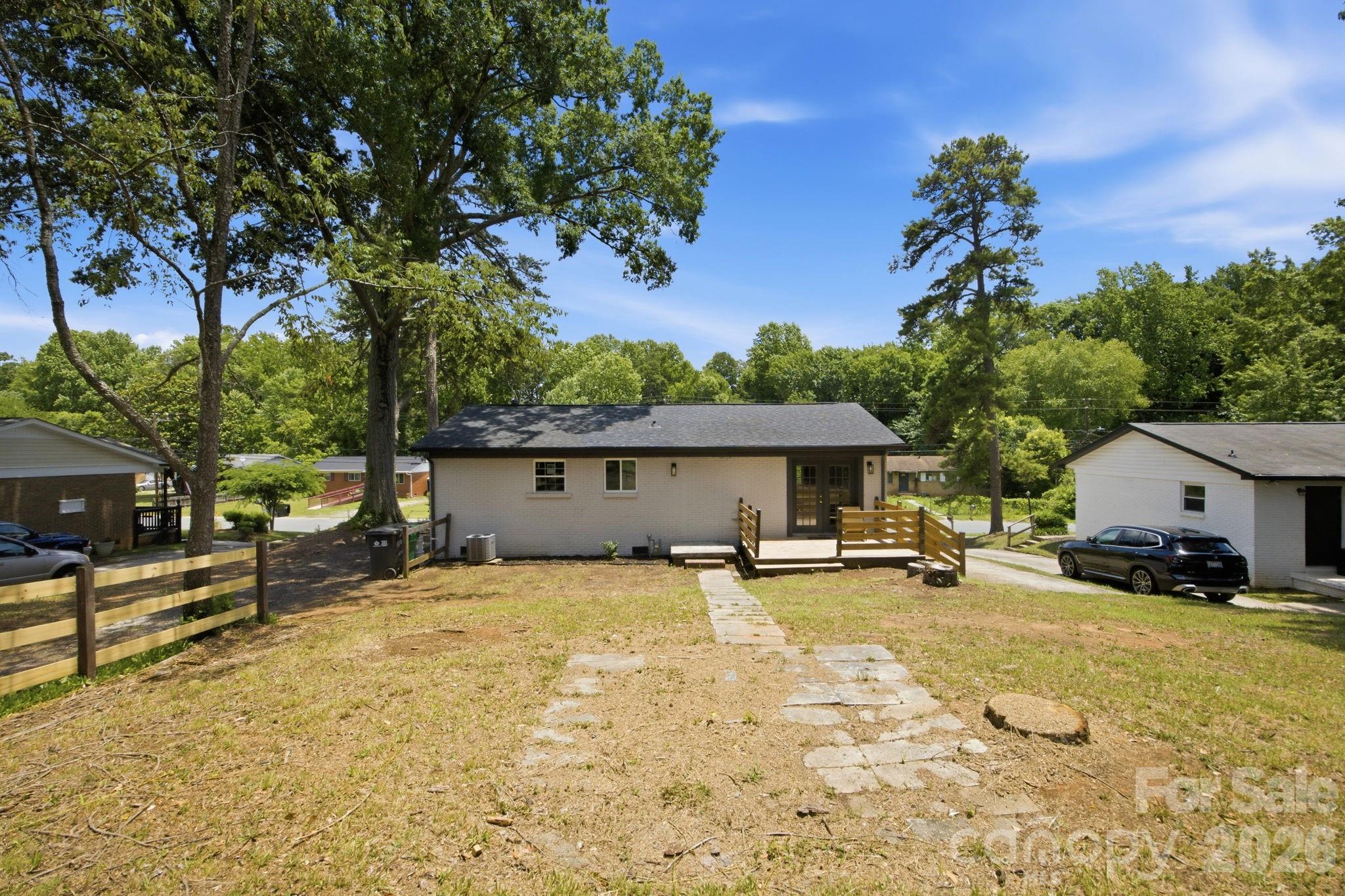 9401 Feldbank Drive — Charlotte