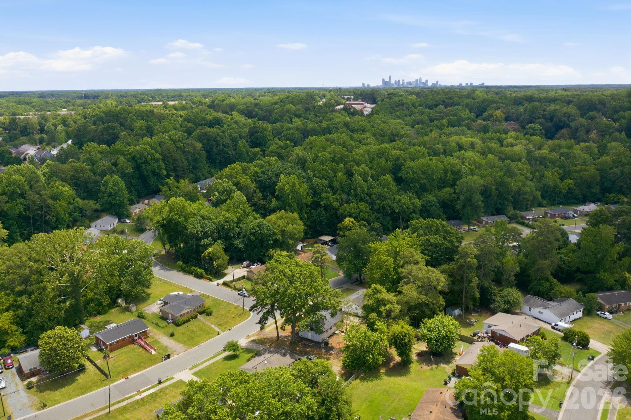 9401 Feldbank Drive — Charlotte