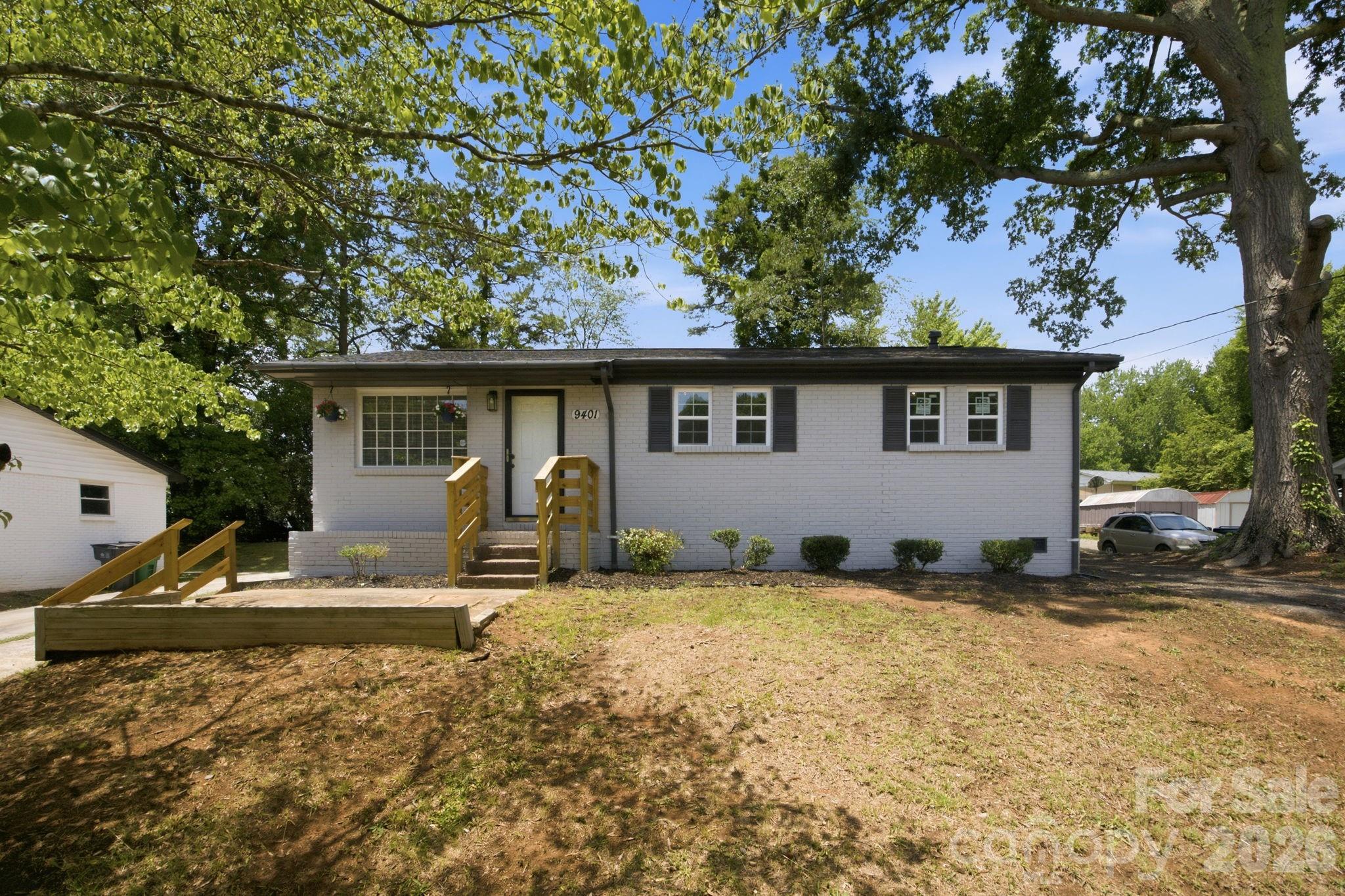 9401 Feldbank Drive — Charlotte