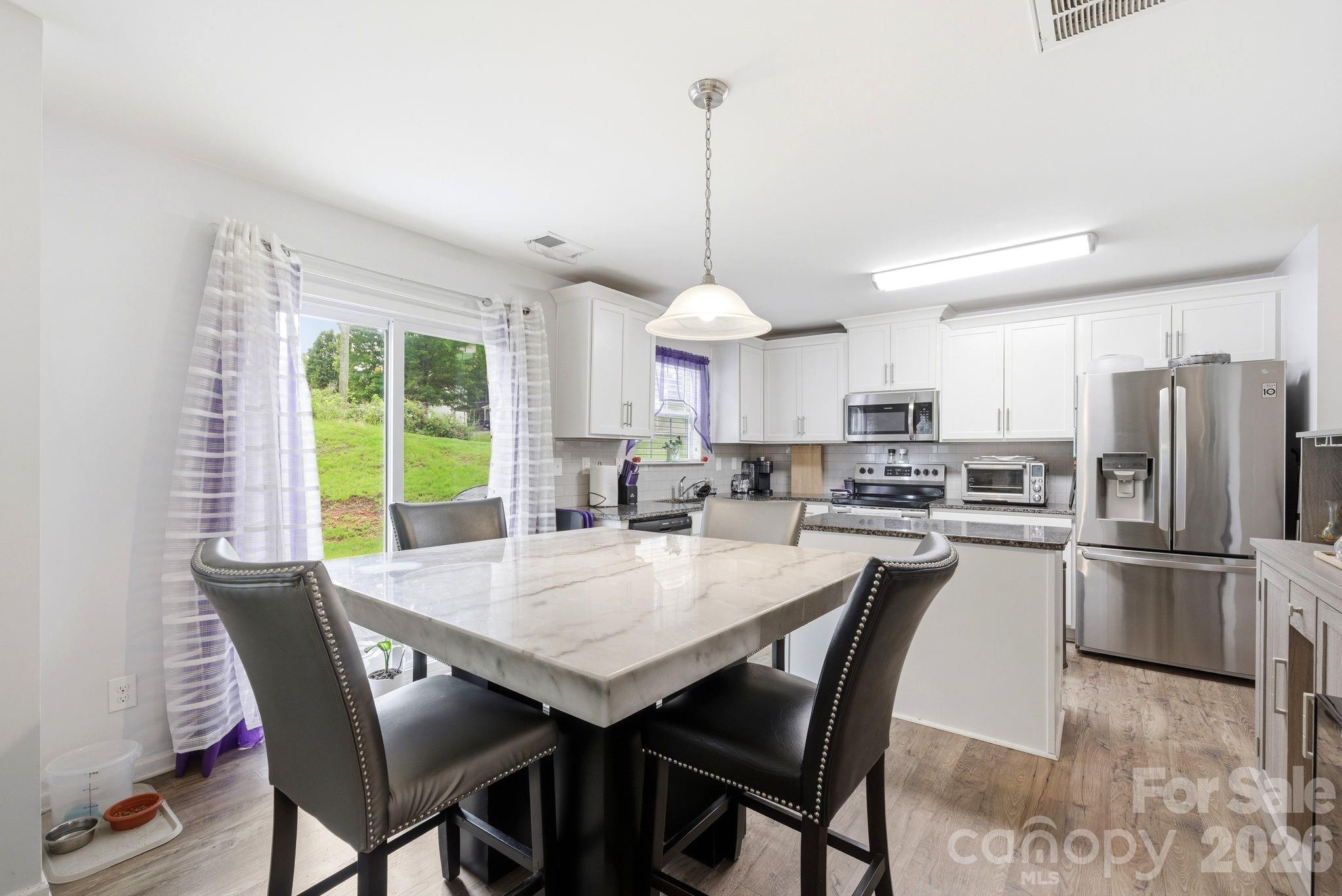 8502 Mansell Court — Charlotte