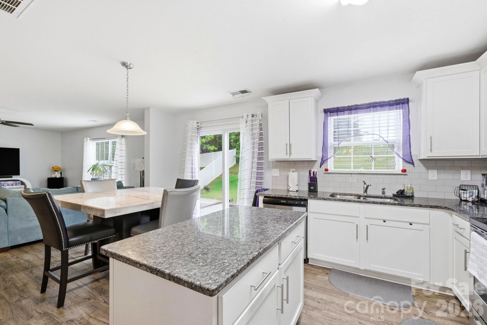 8502 Mansell Court — Charlotte