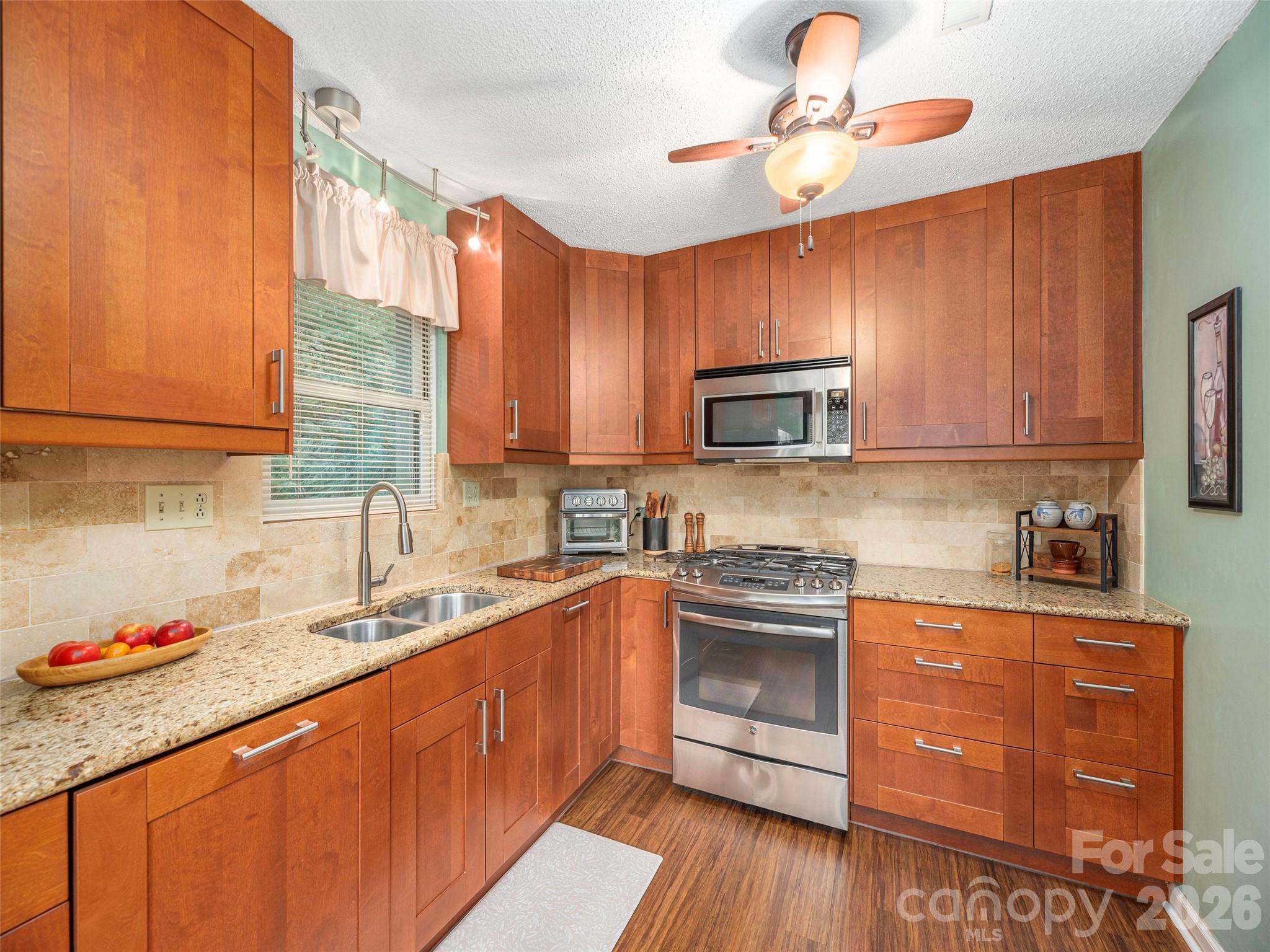 3201 Saint Augustine Place — Asheville