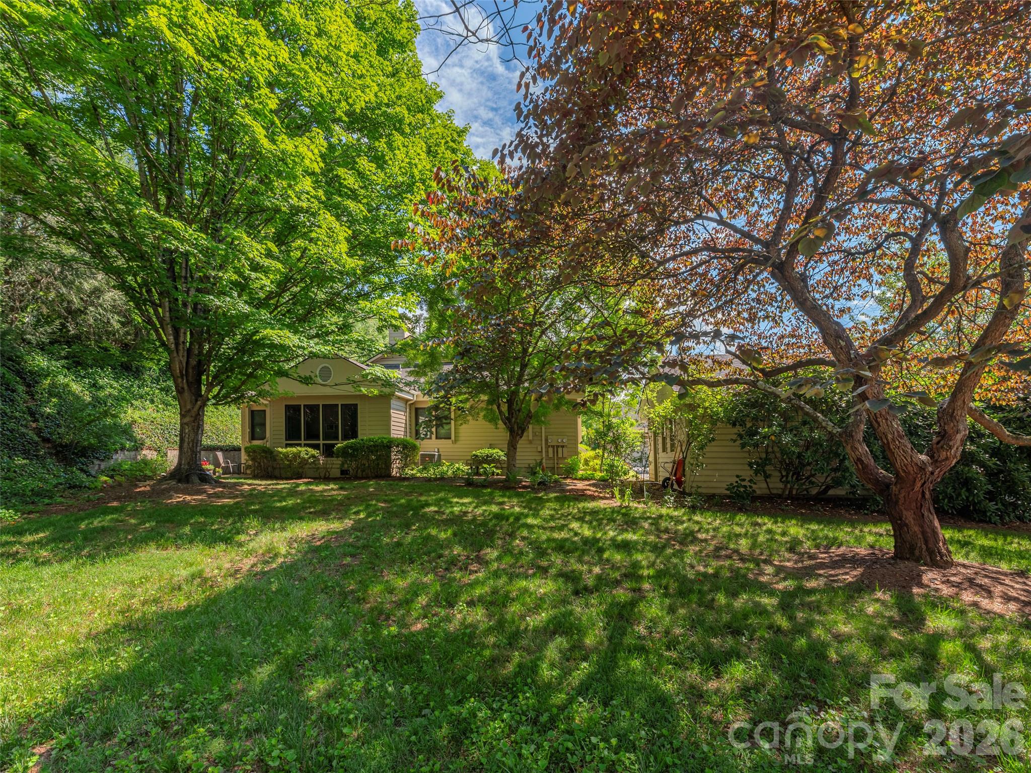 3201 Saint Augustine Place — Asheville