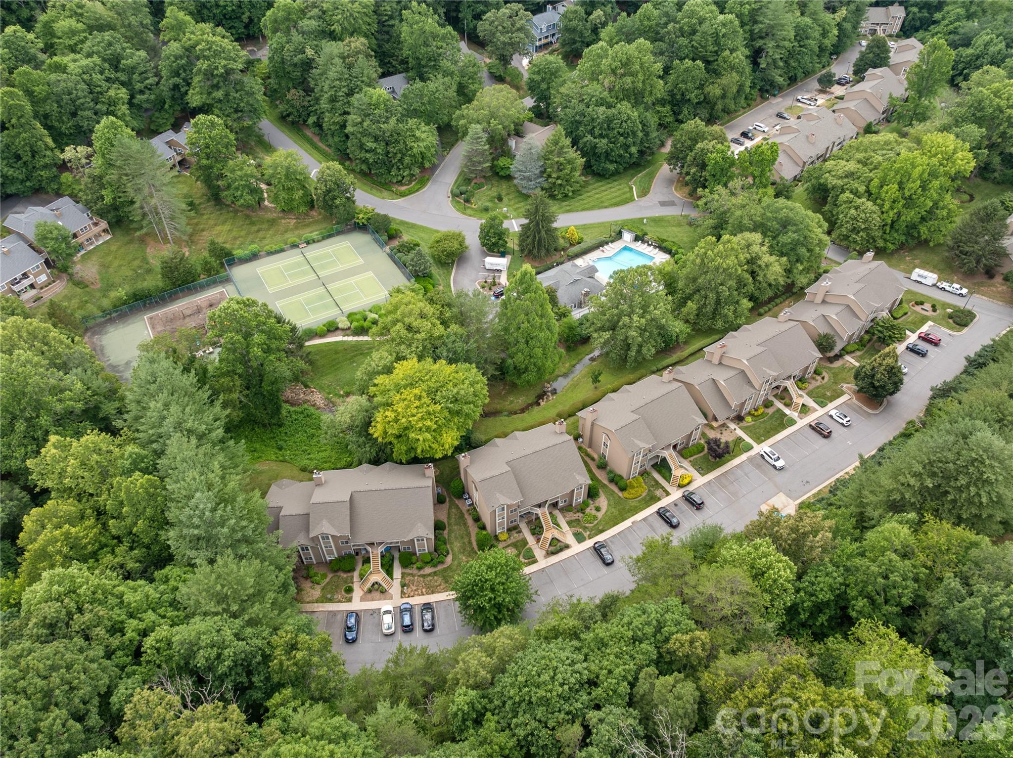 20 Timberlake Drive — Asheville