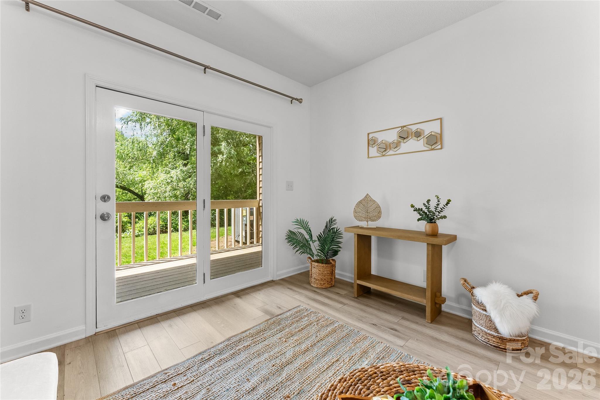 20 Timberlake Drive — Asheville