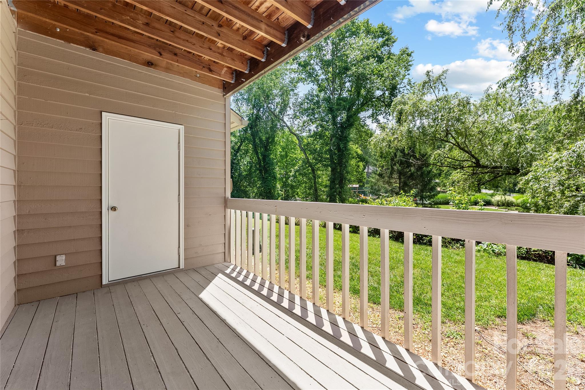 20 Timberlake Drive — Asheville