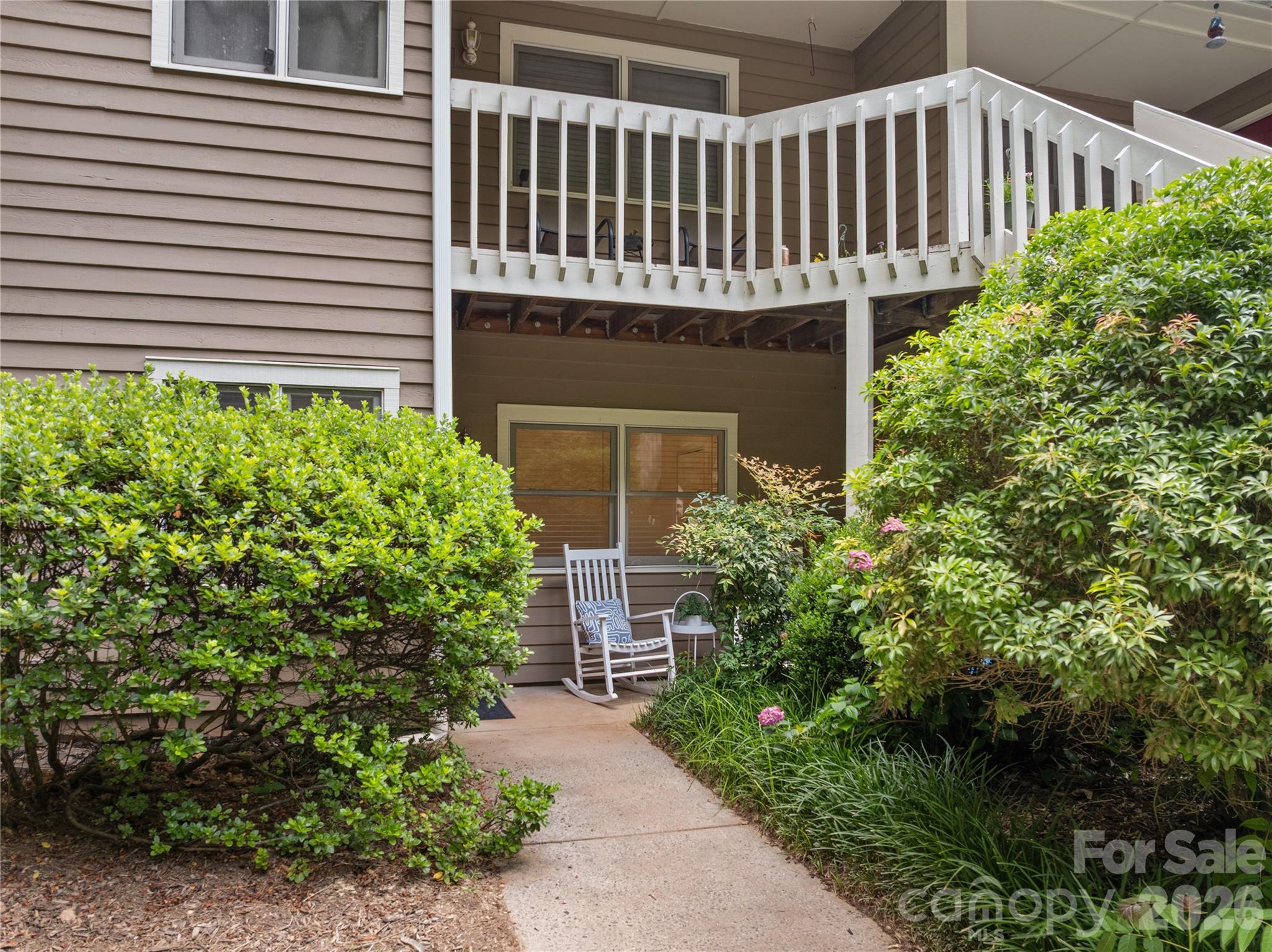 20 Timberlake Drive — Asheville