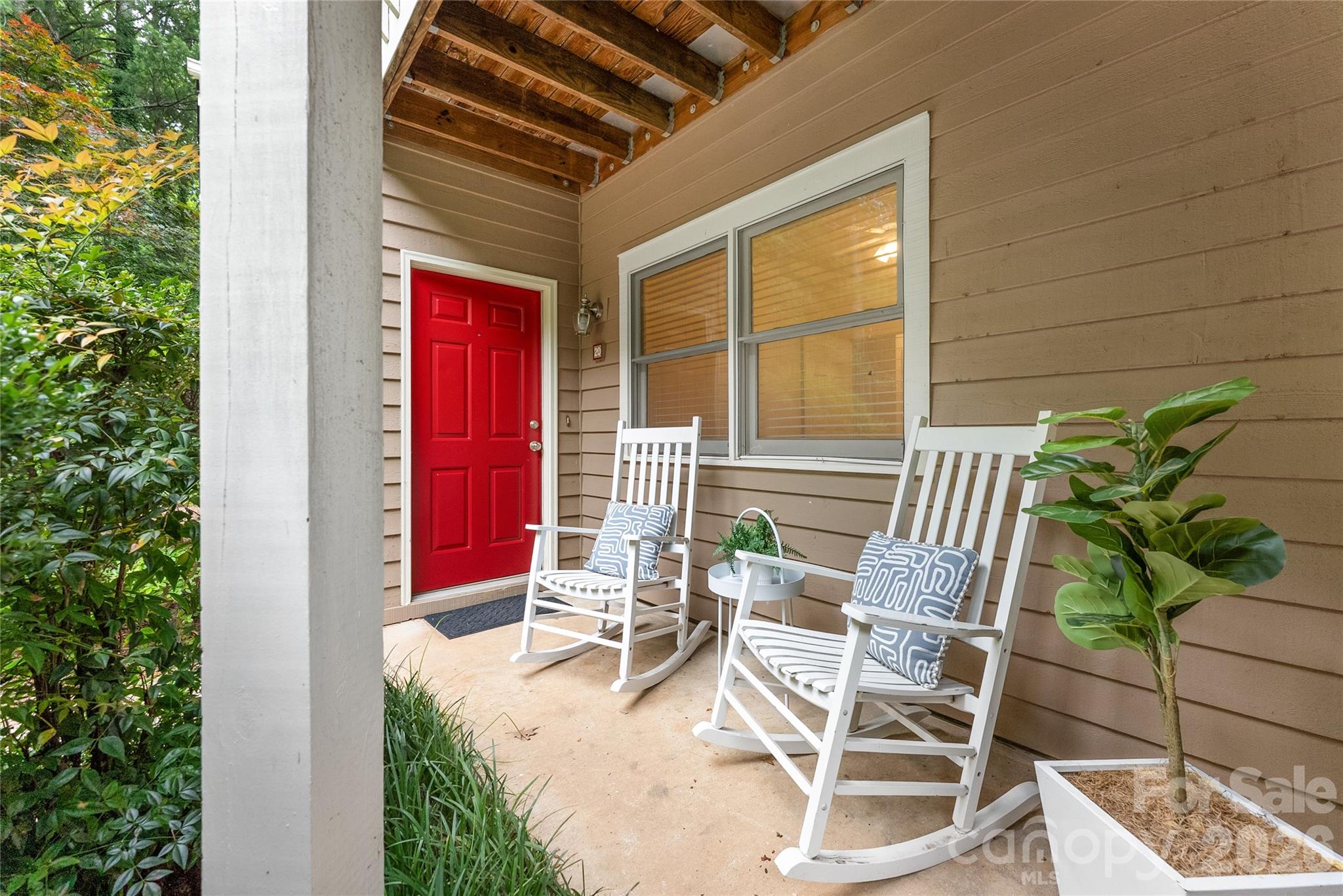 20 Timberlake Drive — Asheville