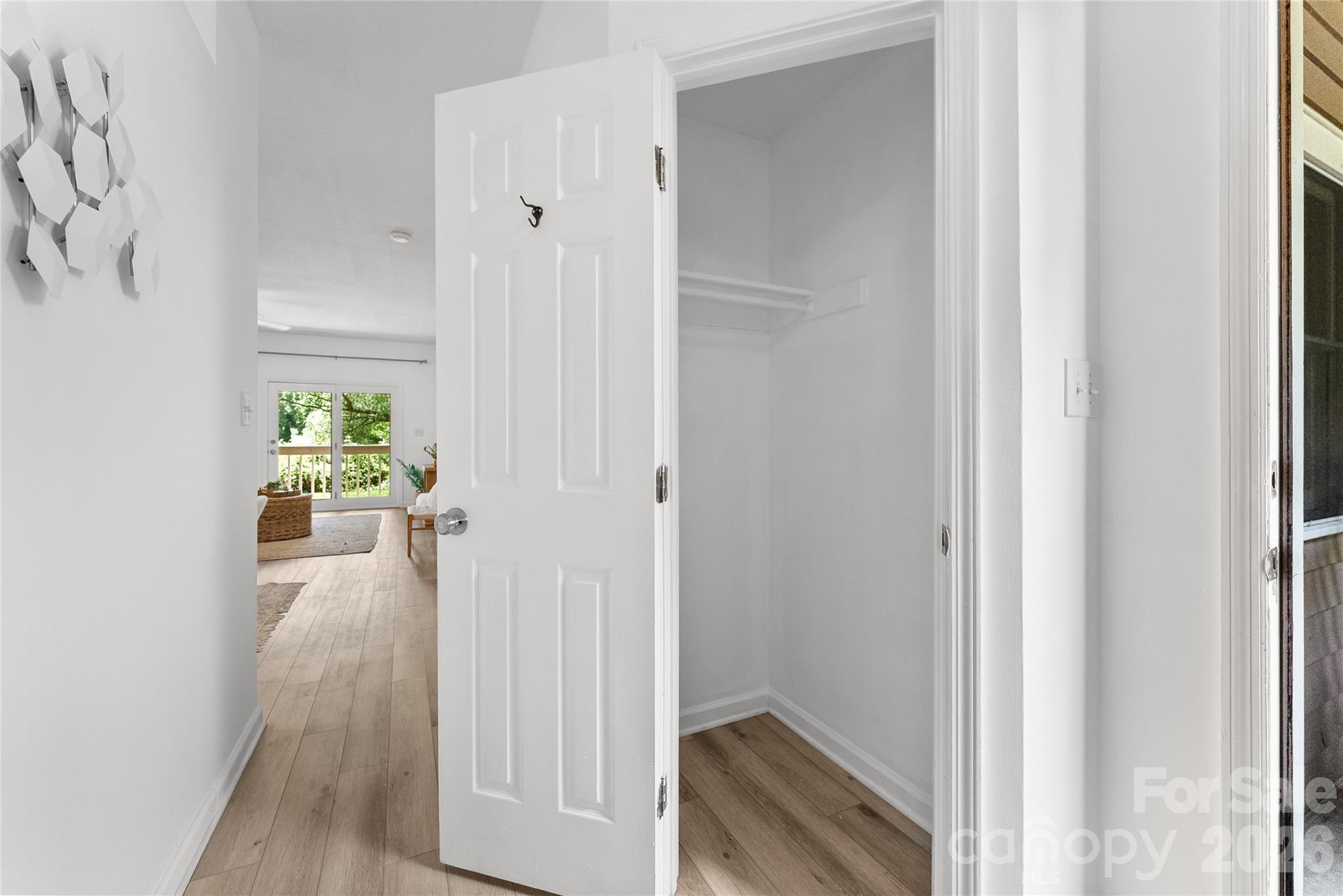 20 Timberlake Drive — Asheville