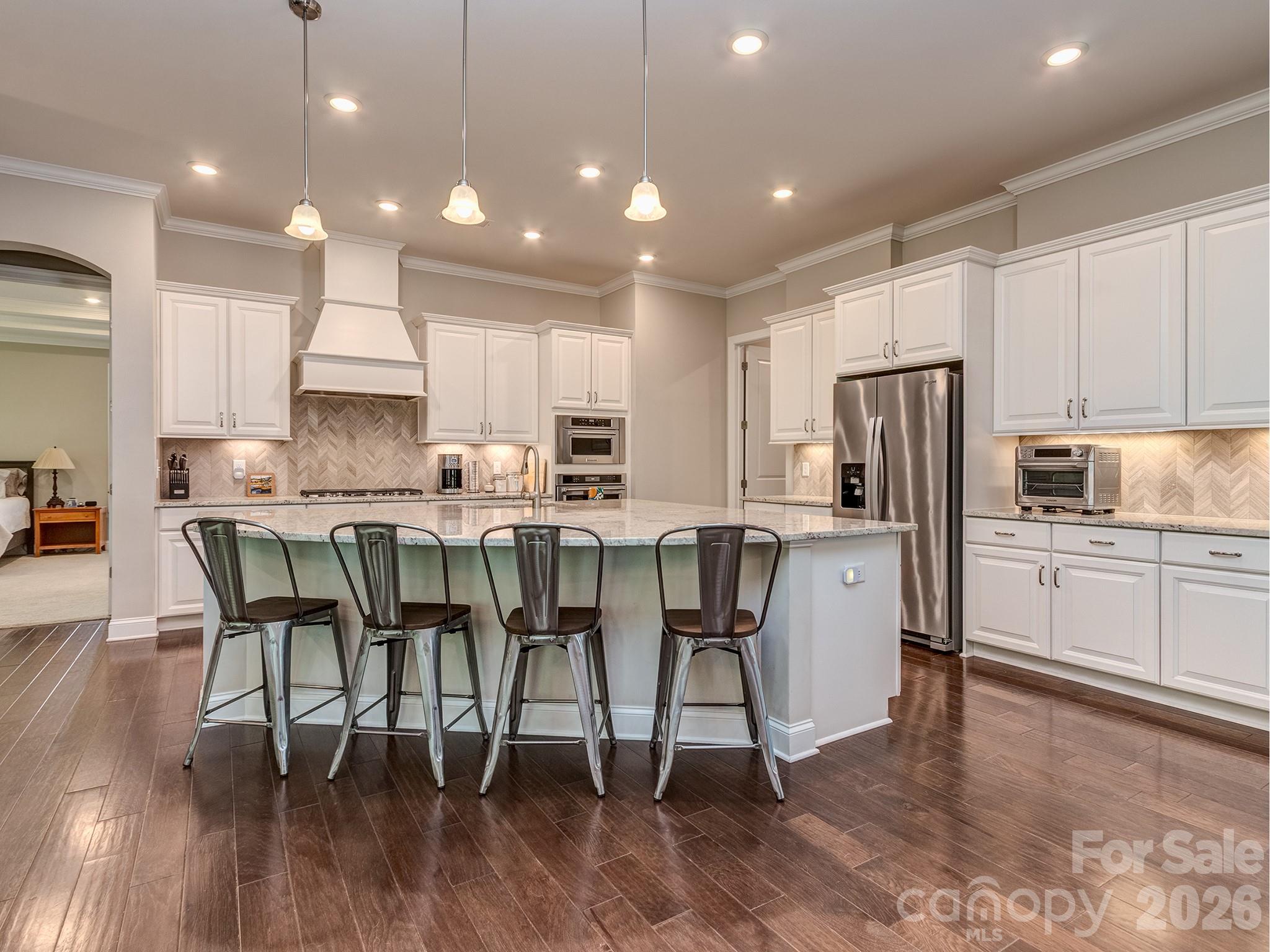 121 Enclave Boulevard — Matthews