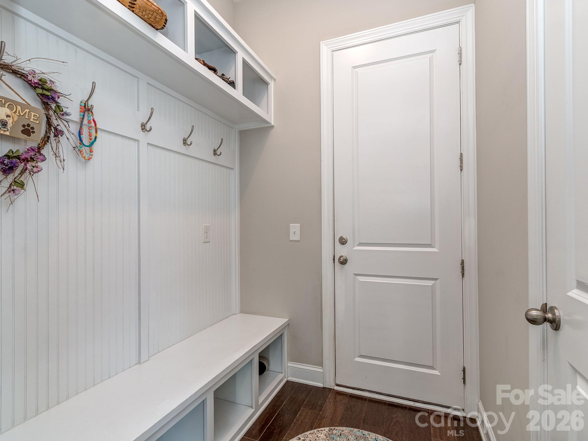 121 Enclave Boulevard — Matthews