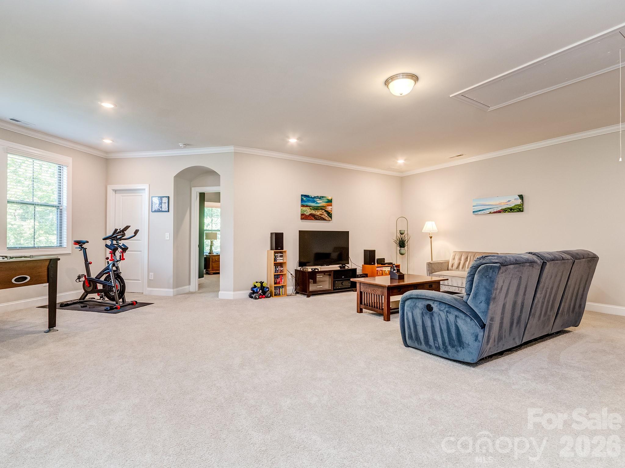 121 Enclave Boulevard — Matthews