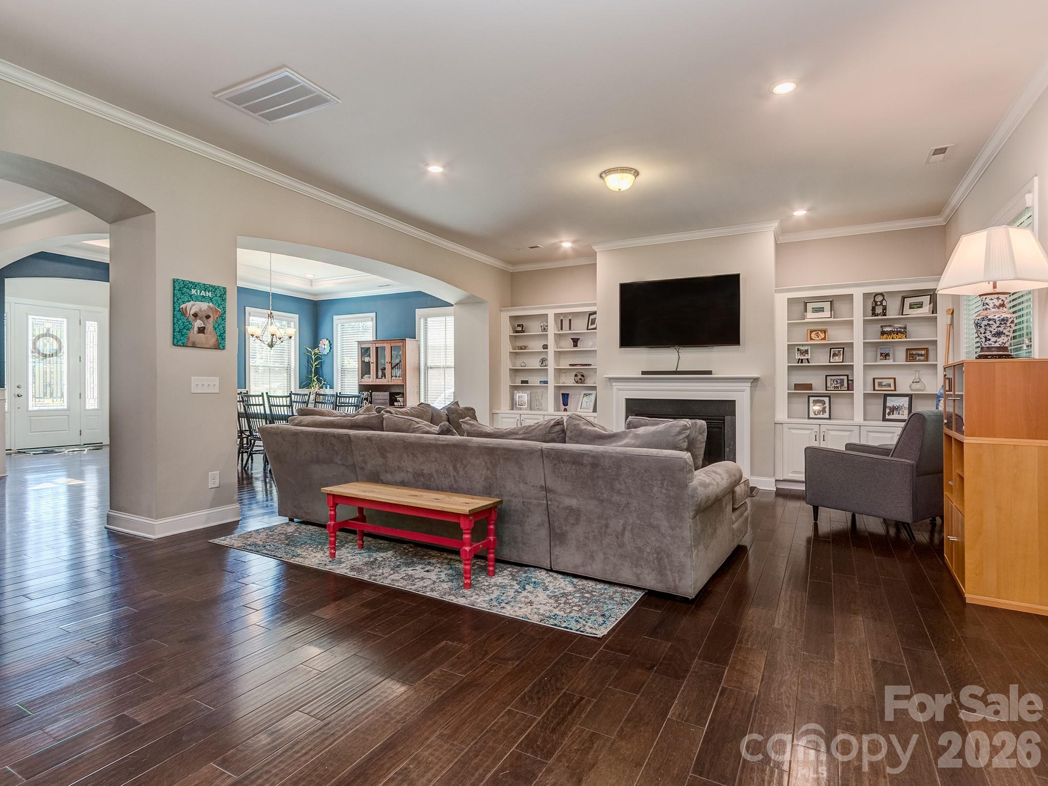 121 Enclave Boulevard — Matthews
