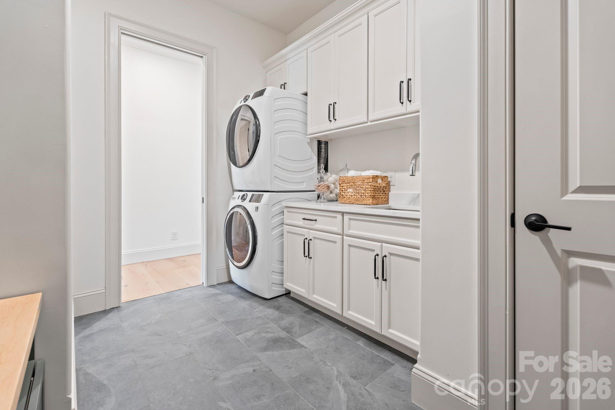 2494 Primm Road — Denver