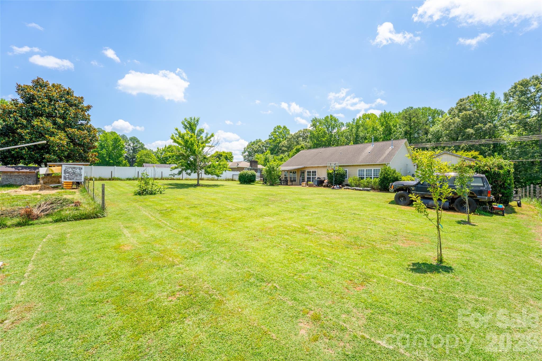 311 Winthrow Creek Road — Mooresville