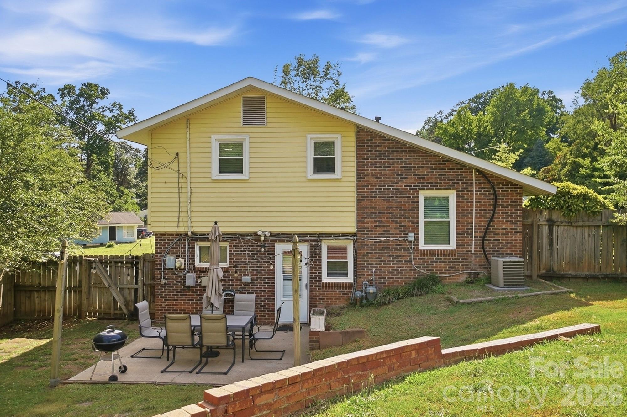 233 Scottie Place — Charlotte
