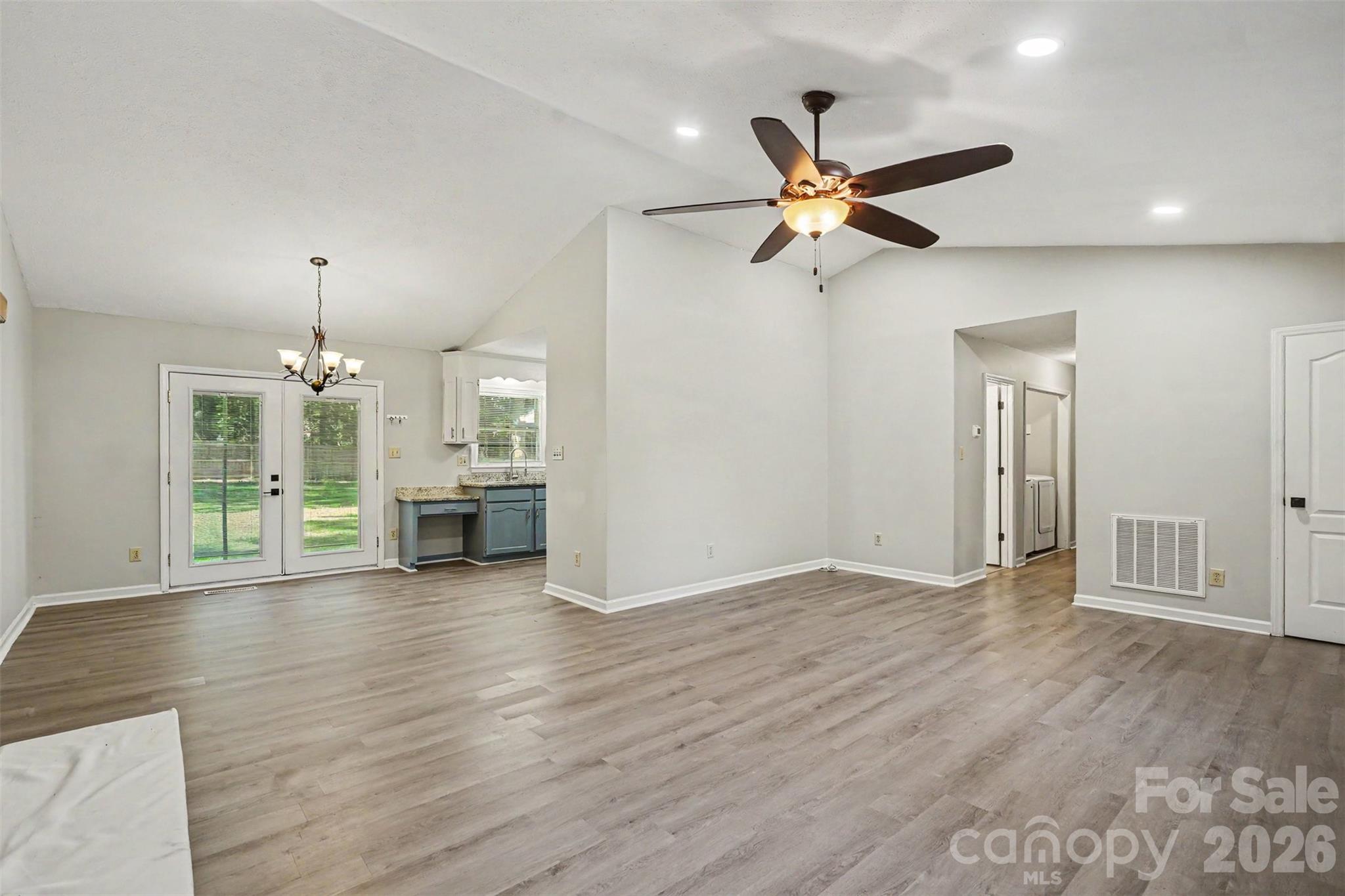 2716 Starnes Road — Charlotte