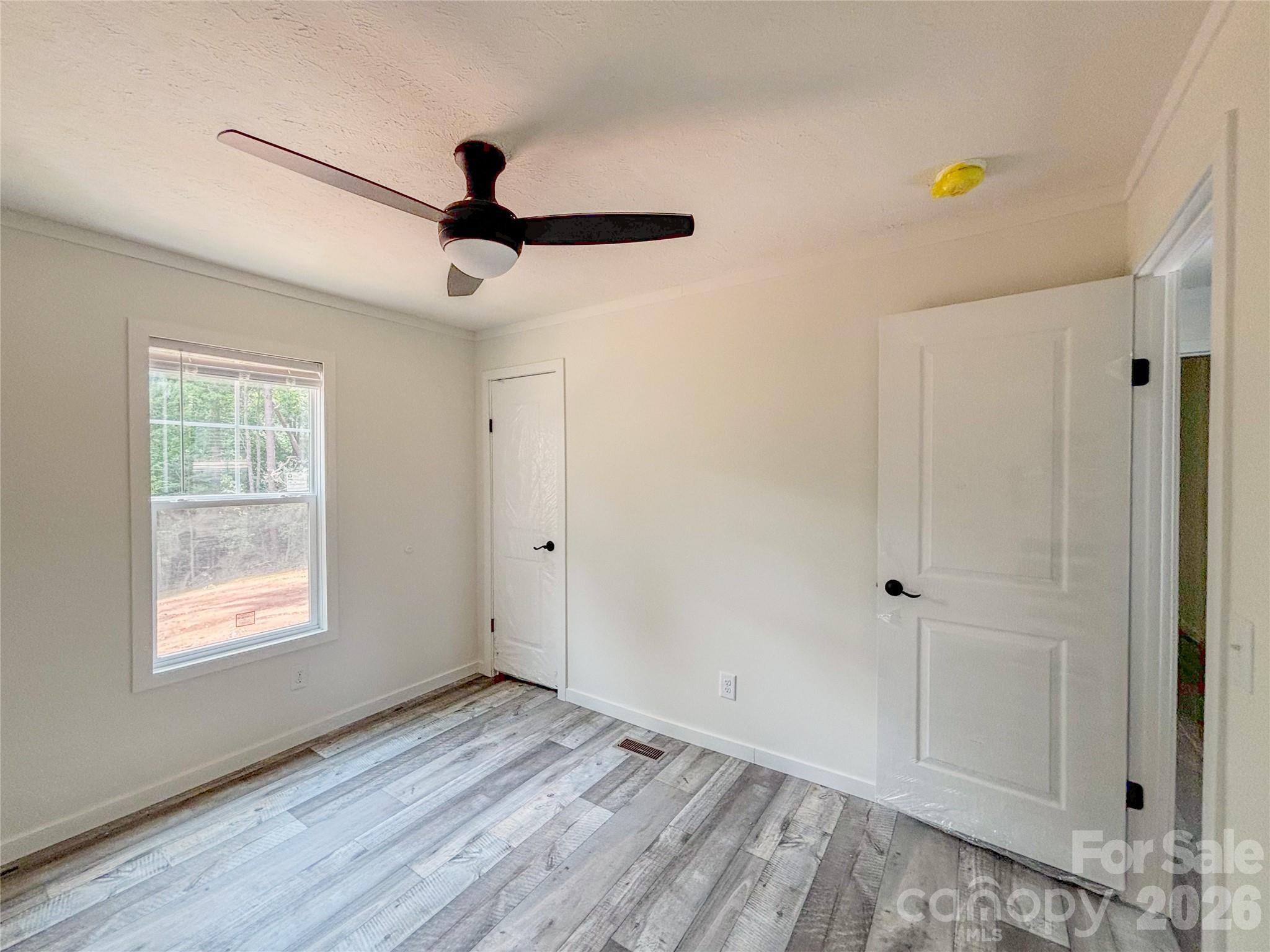 2401 Liberty Church Road — Hickory