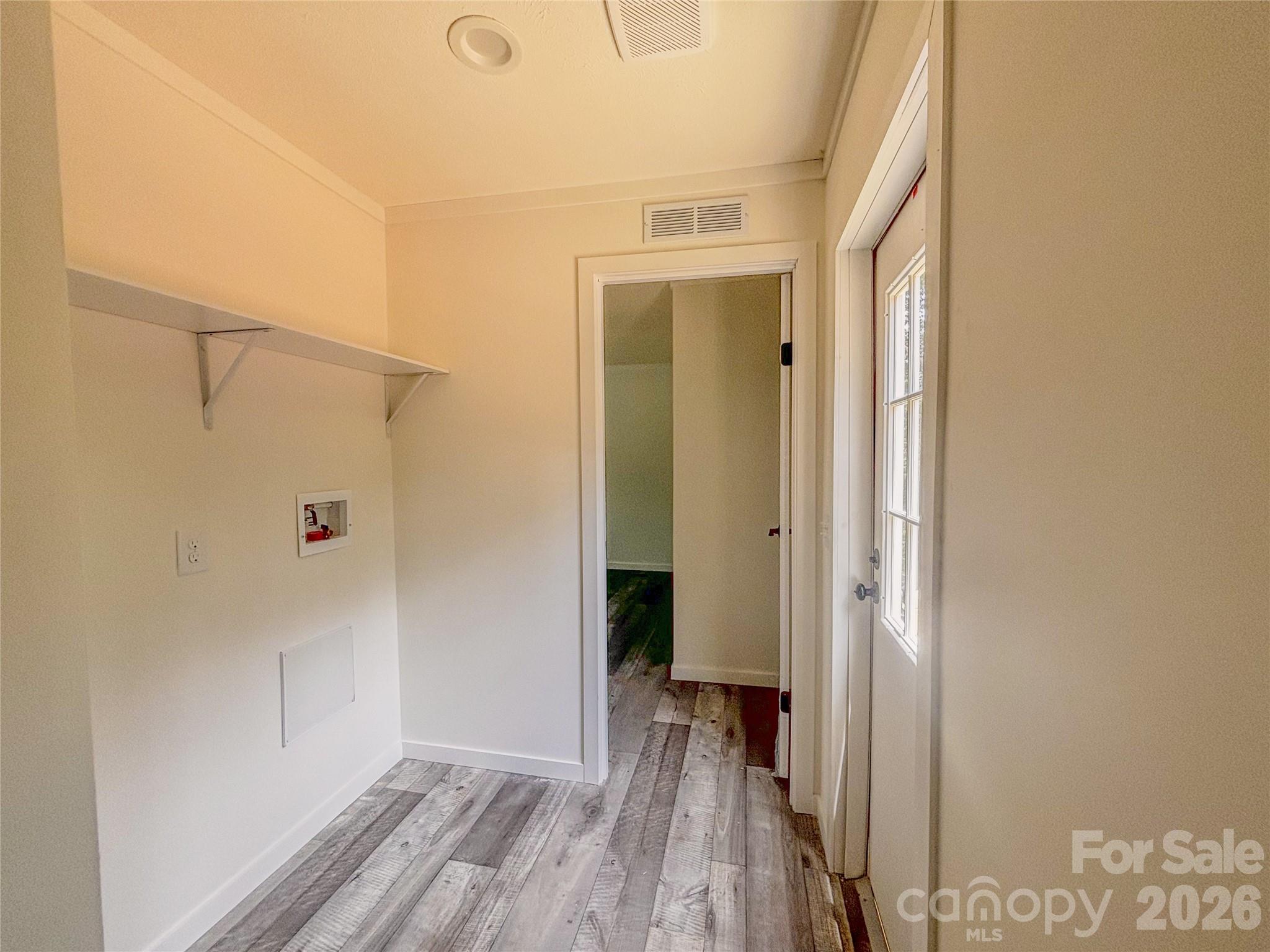2401 Liberty Church Road — Hickory