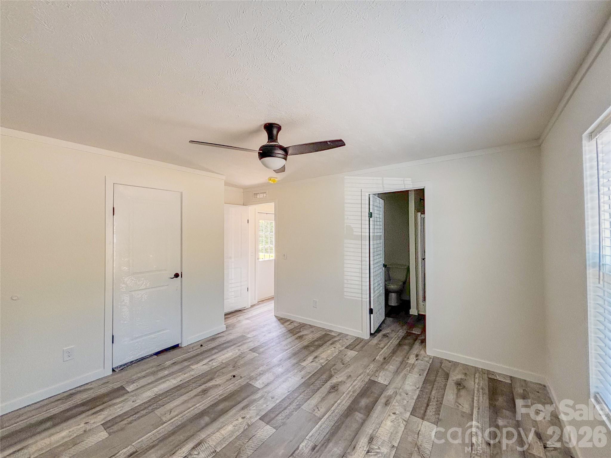 2401 Liberty Church Road — Hickory