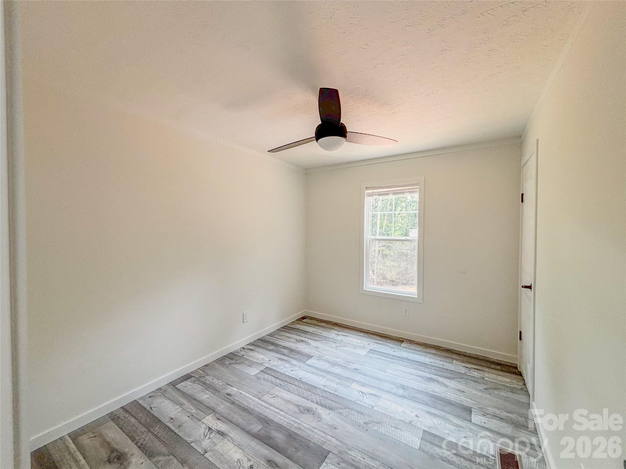 2401 Liberty Church Road — Hickory