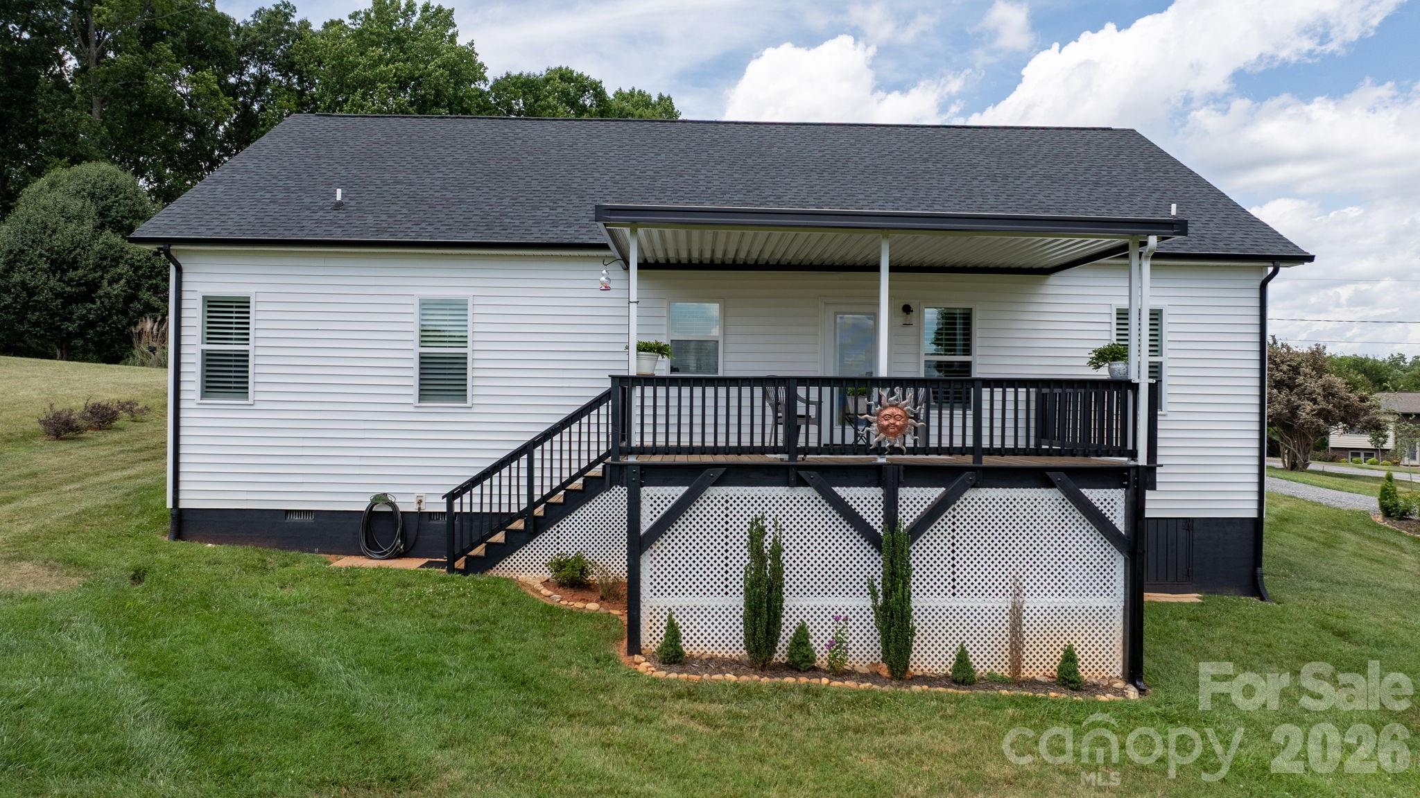 2026 Crestdale Lane — Newton