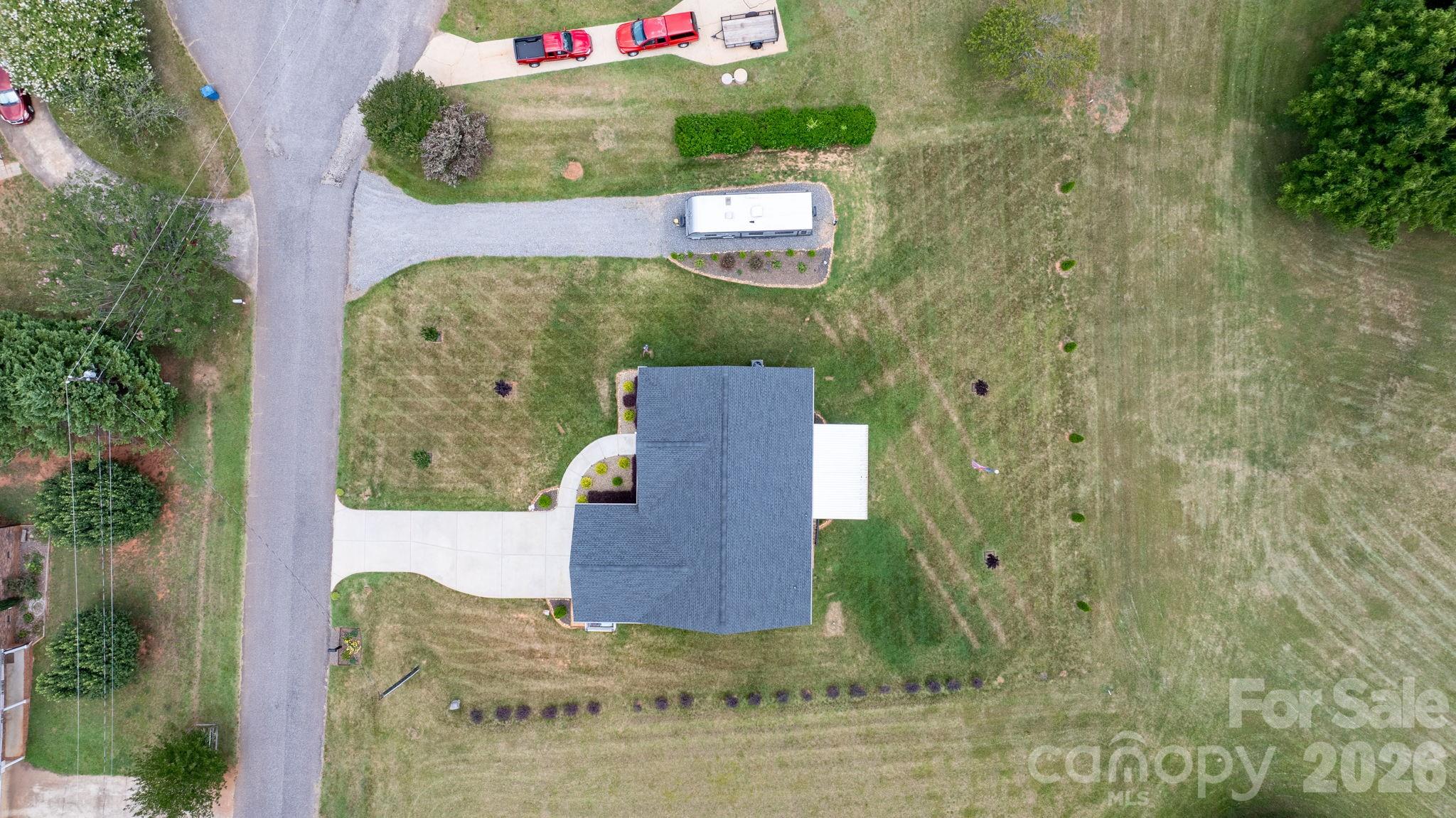 2026 Crestdale Lane — Newton