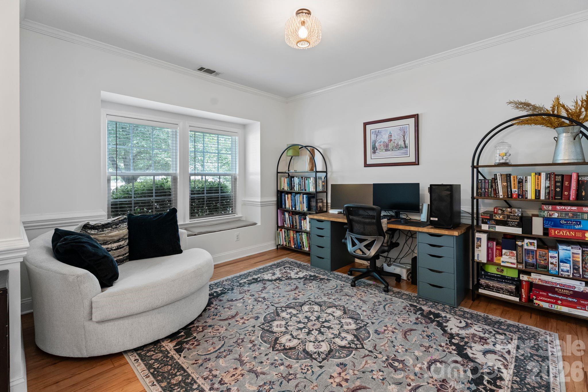 9509 Seamill Road — Charlotte