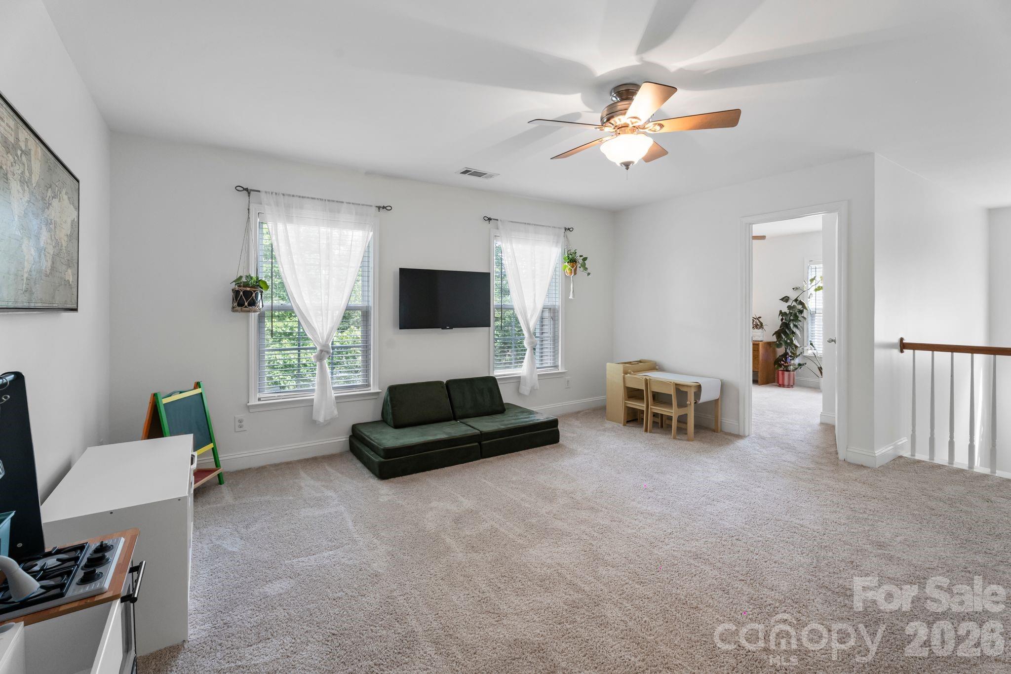 9509 Seamill Road — Charlotte