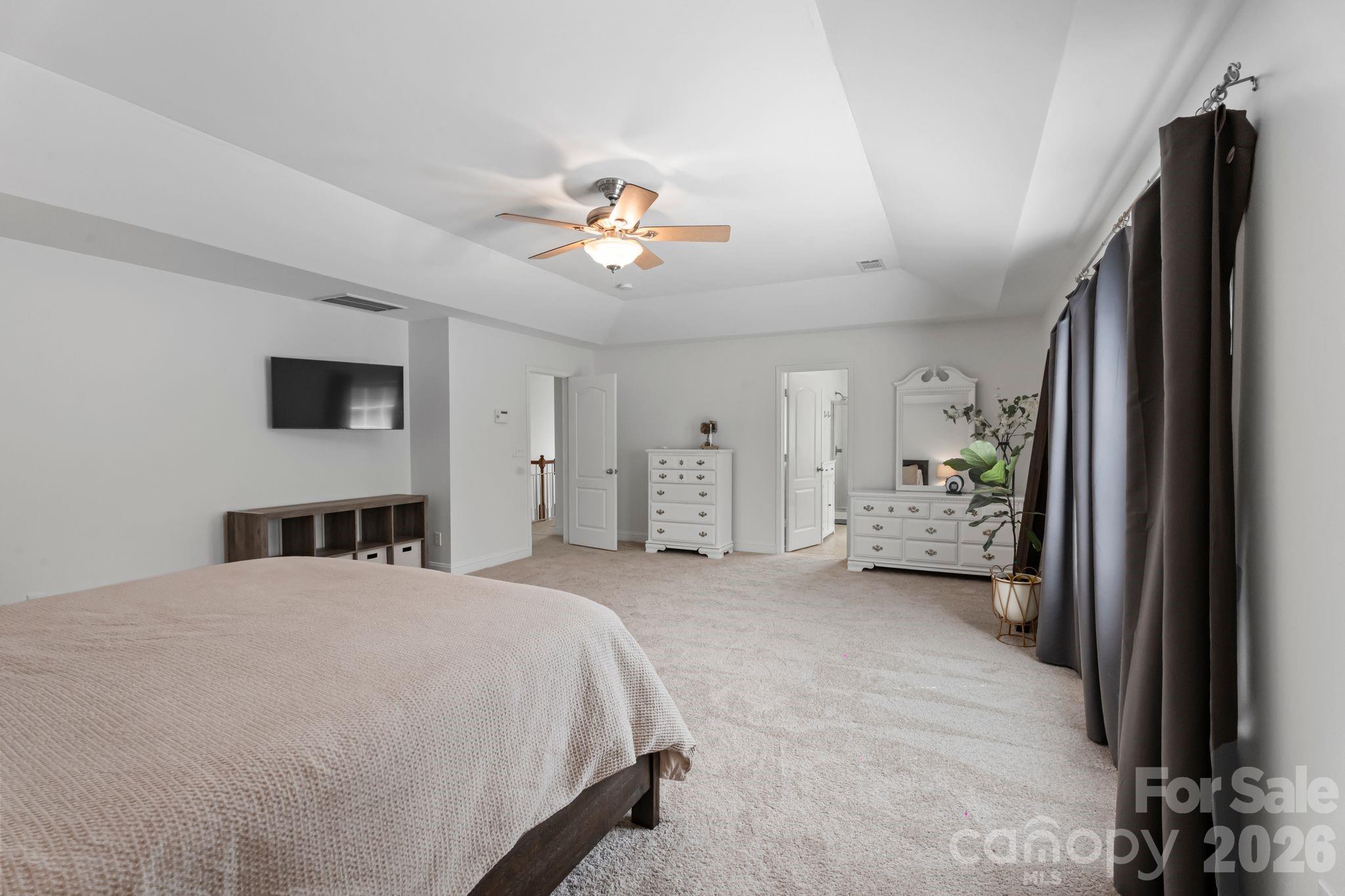 9509 Seamill Road — Charlotte