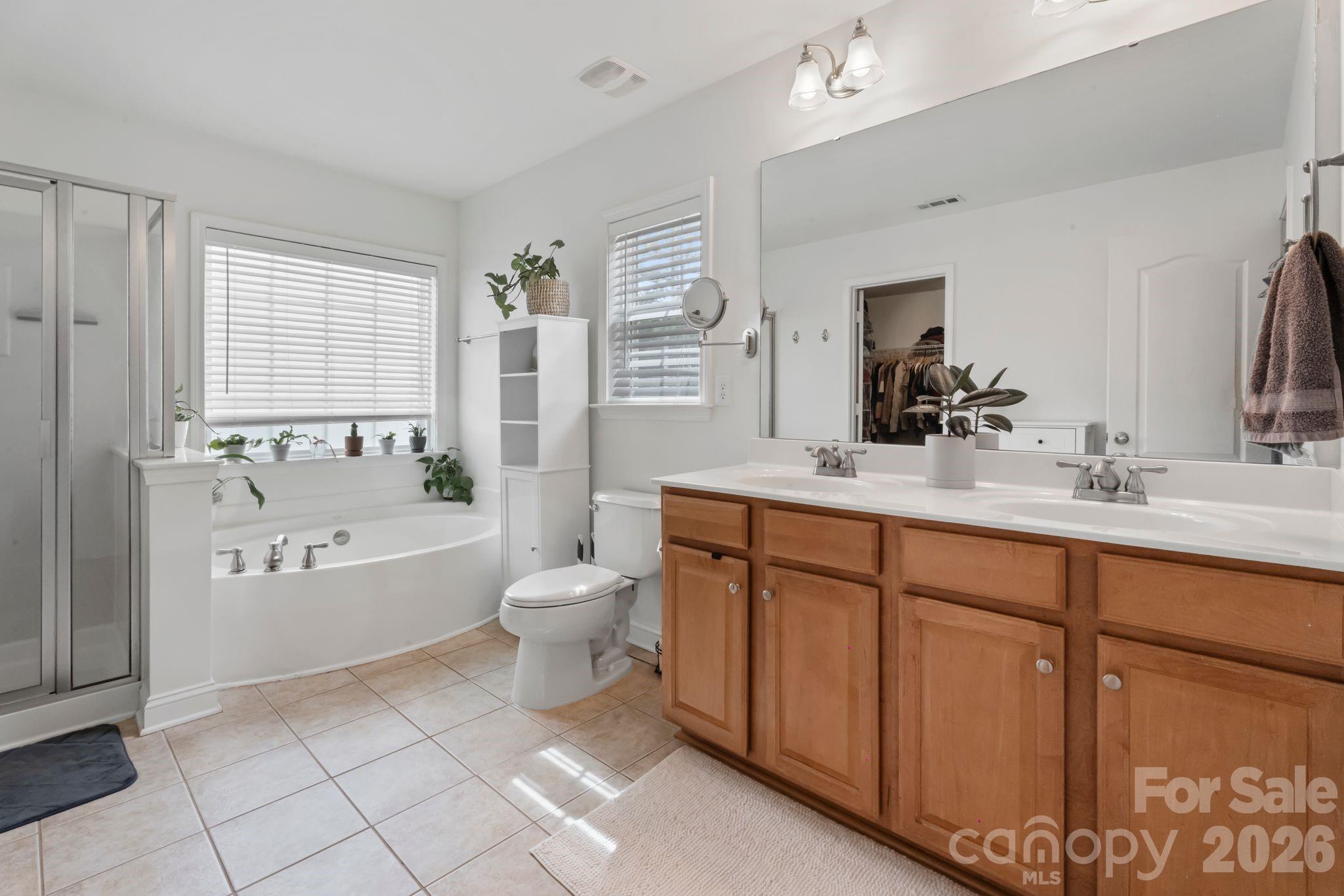 9509 Seamill Road — Charlotte