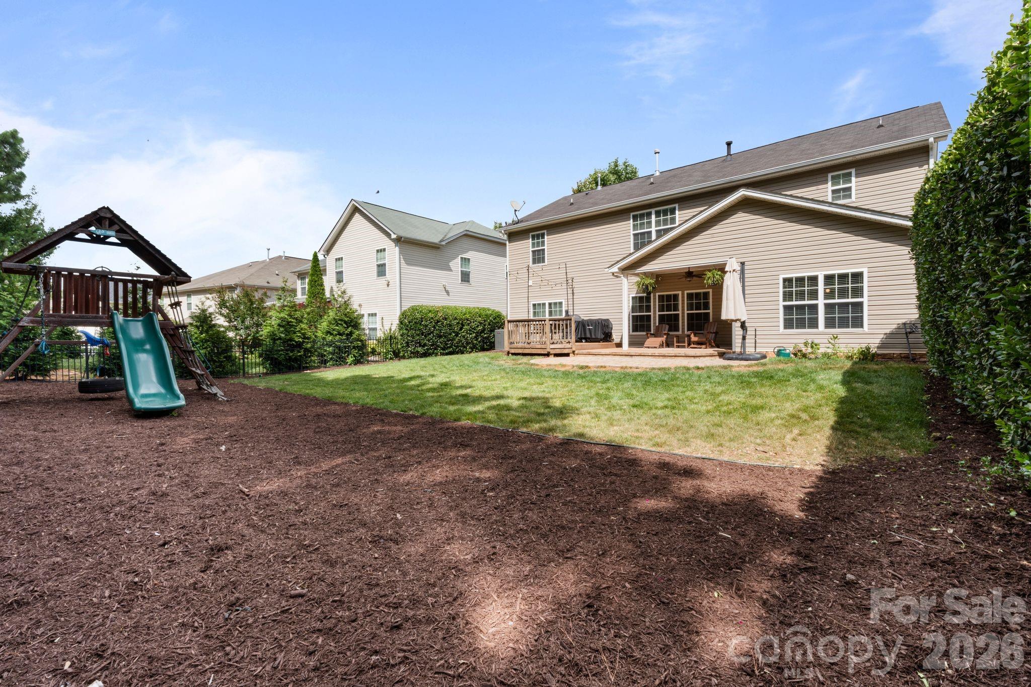 9509 Seamill Road — Charlotte