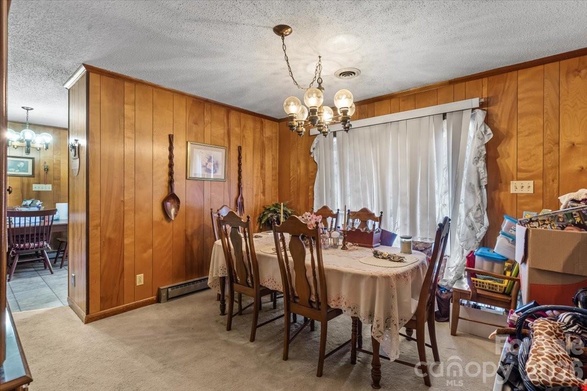 521 W Stokes Street — China Grove