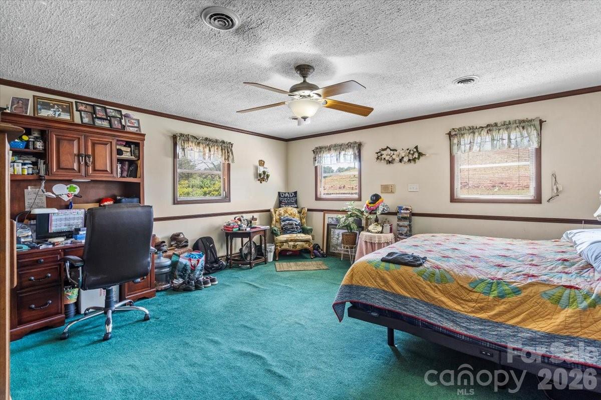 521 W Stokes Street — China Grove