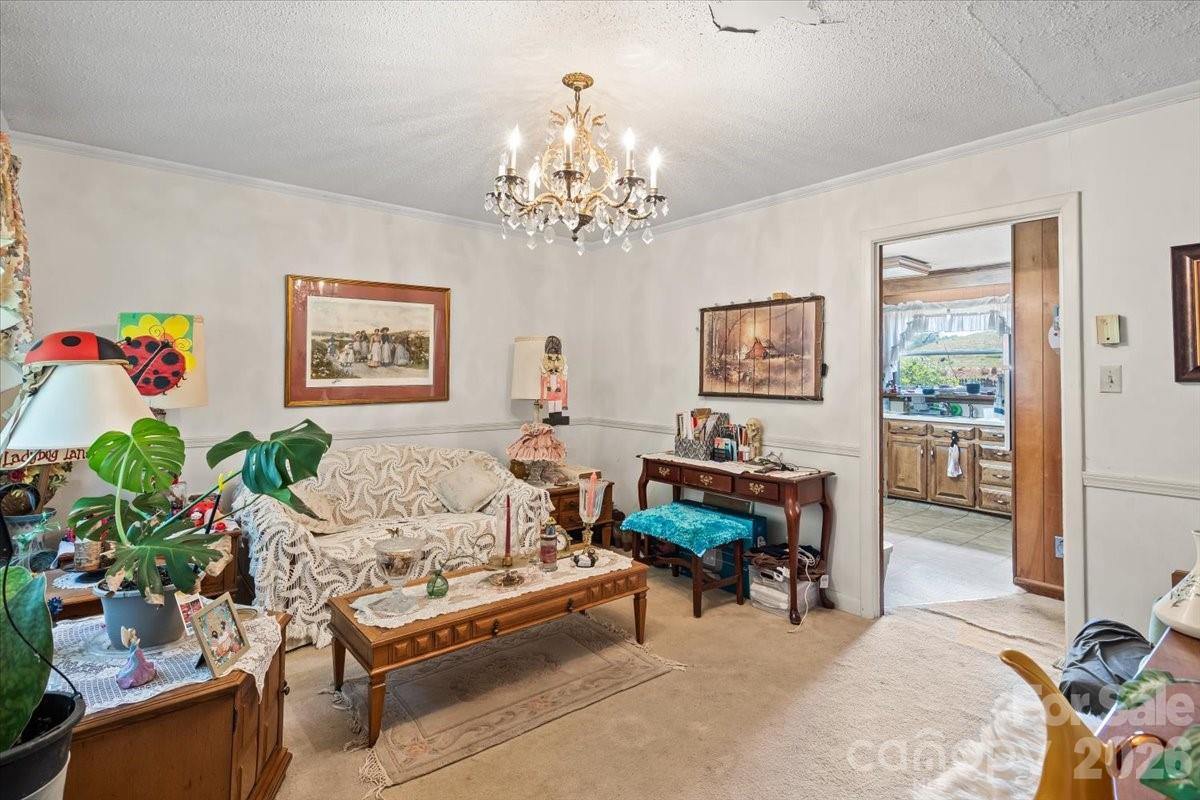 521 W Stokes Street — China Grove