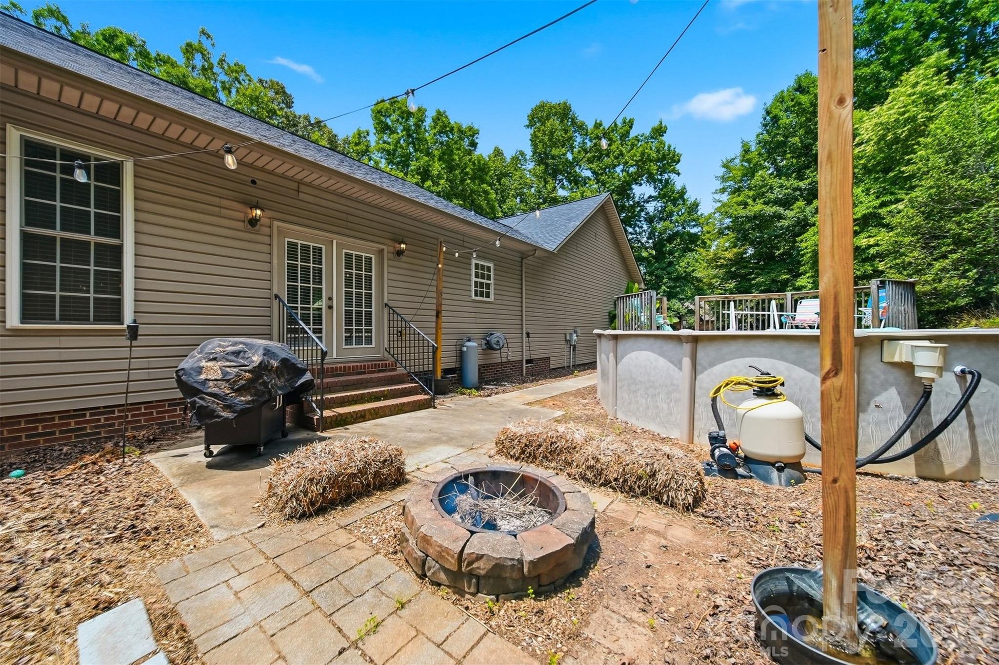 1395 Robinhood Drive — Morganton