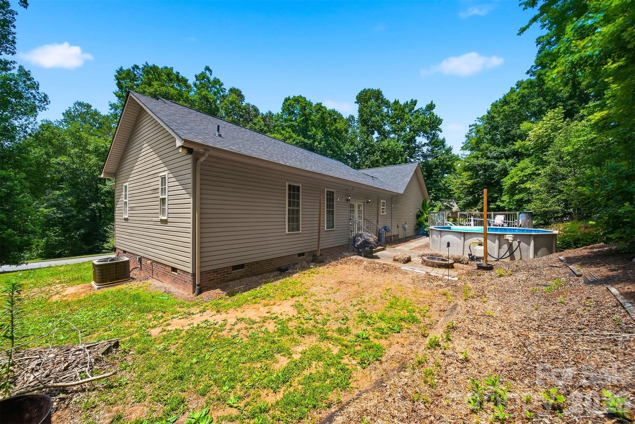 1395 Robinhood Drive — Morganton