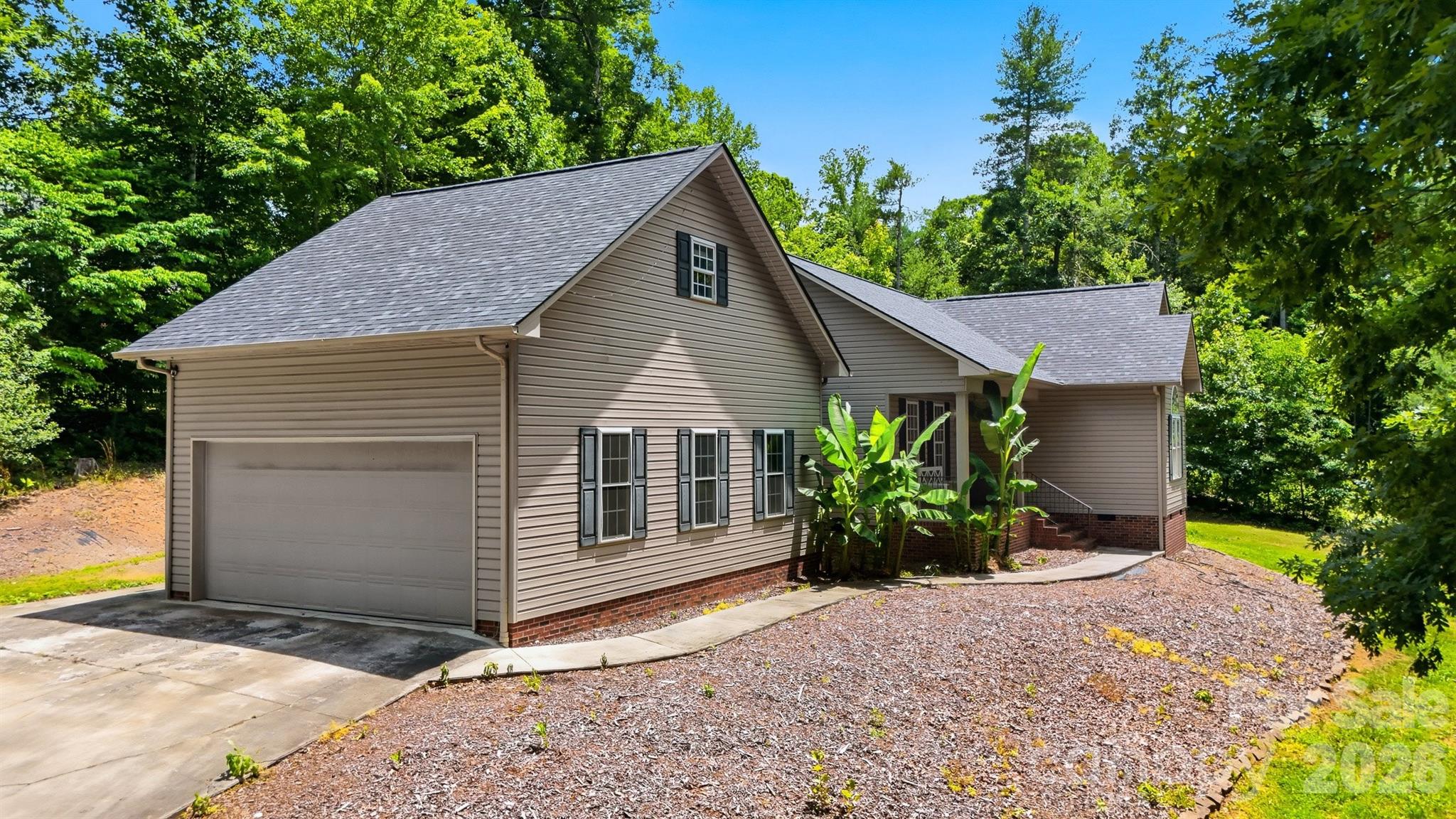 1395 Robinhood Drive — Morganton