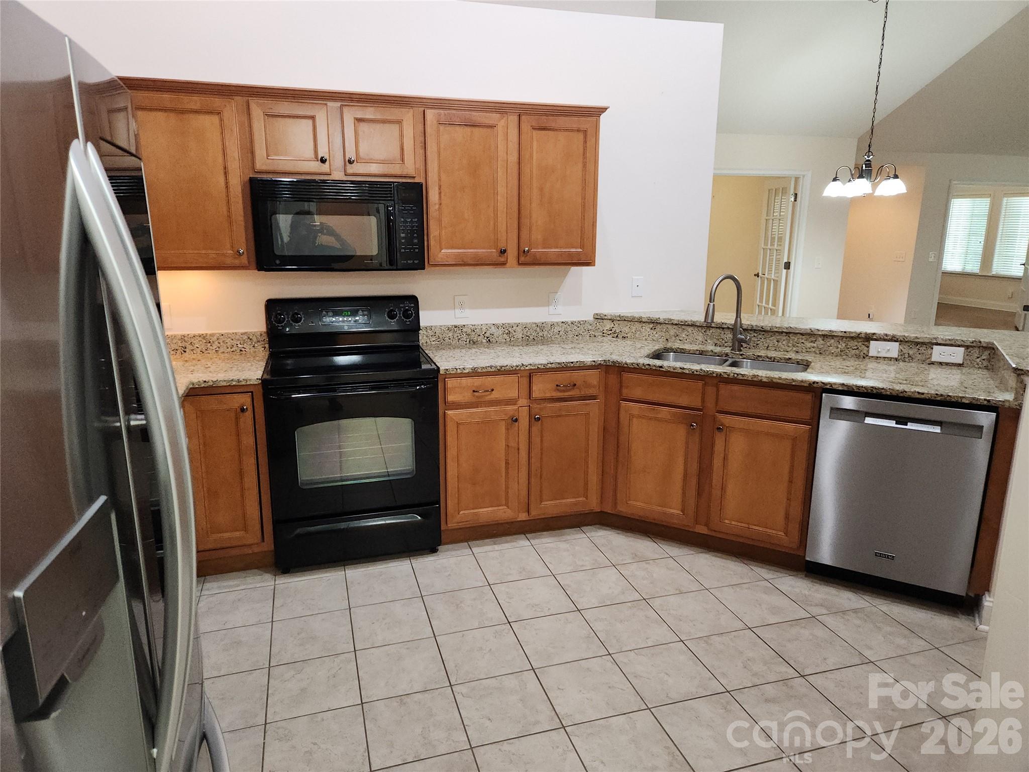 1 Mountain Meadow Circle — Weaverville