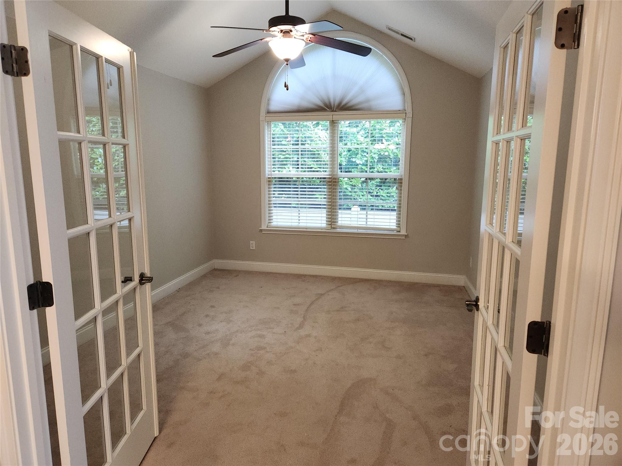 1 Mountain Meadow Circle — Weaverville
