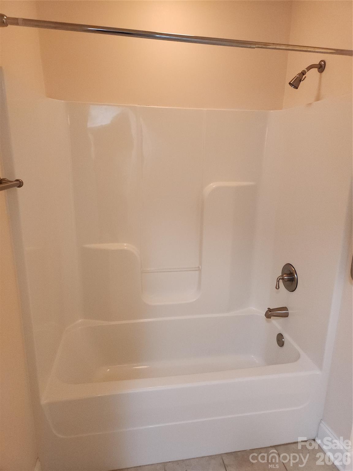 1 Mountain Meadow Circle — Weaverville
