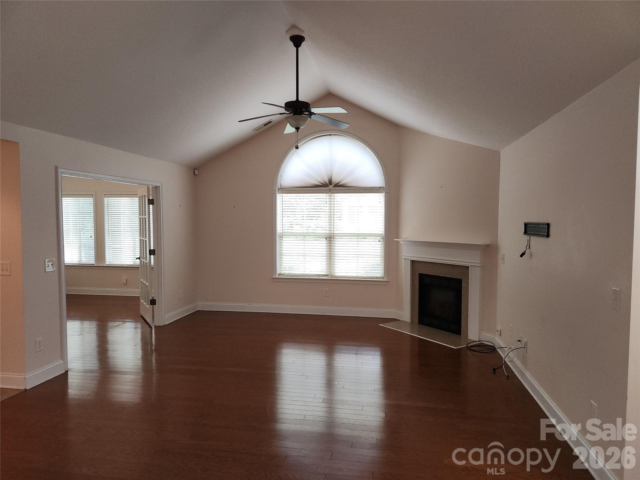 1 Mountain Meadow Circle — Weaverville