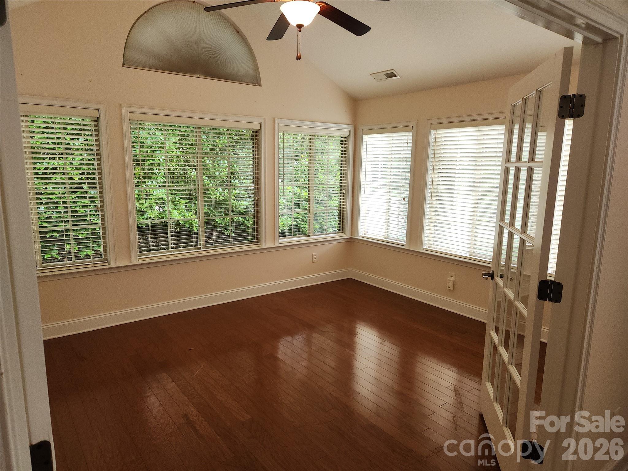 1 Mountain Meadow Circle — Weaverville