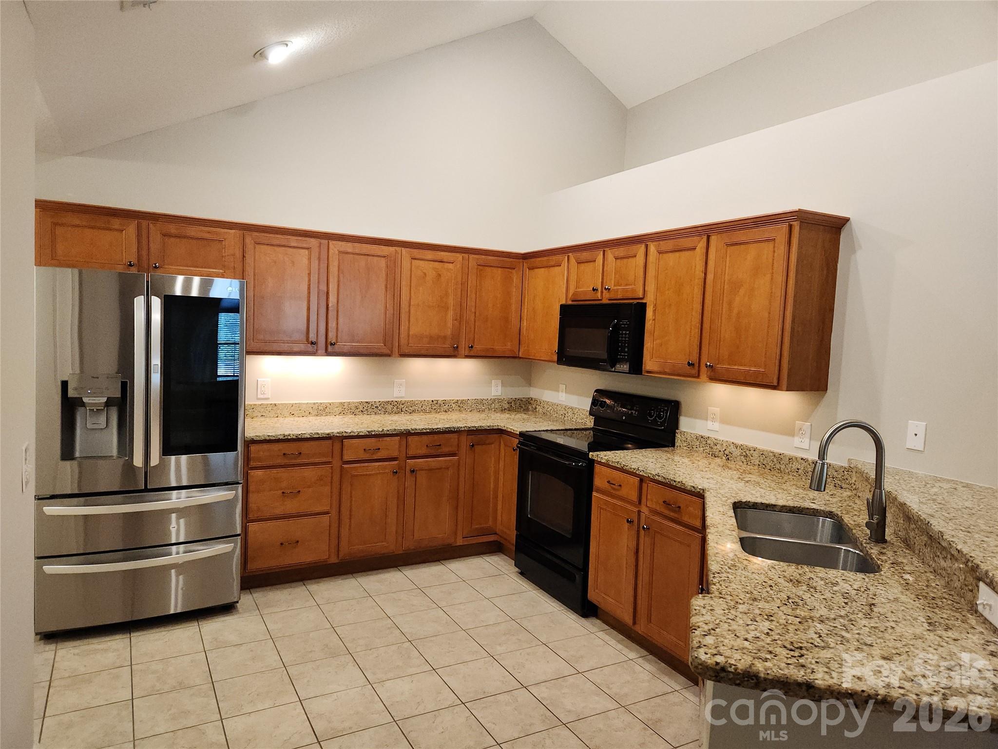 1 Mountain Meadow Circle — Weaverville