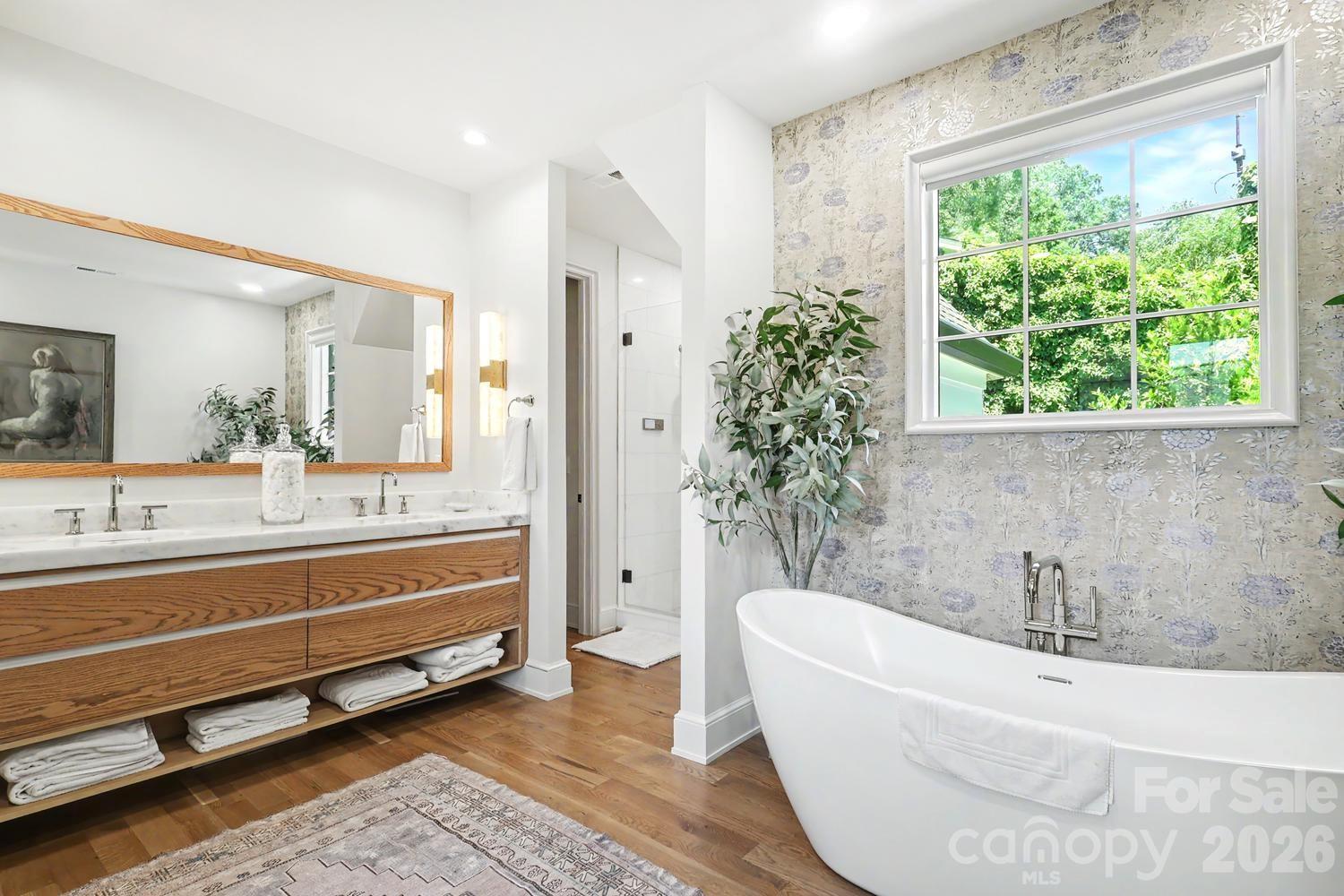 2310 Beverly Drive — Charlotte
