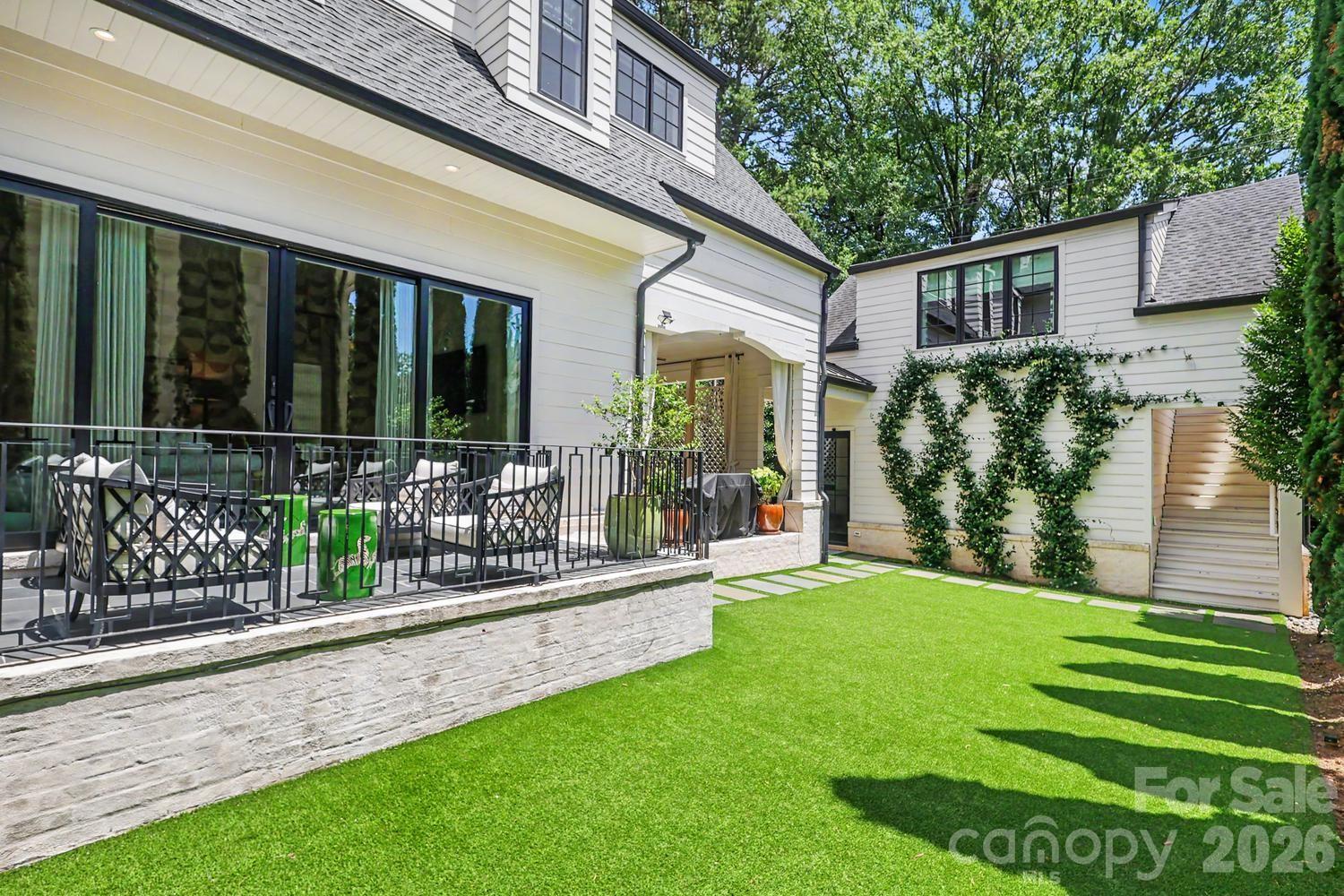 2310 Beverly Drive — Charlotte