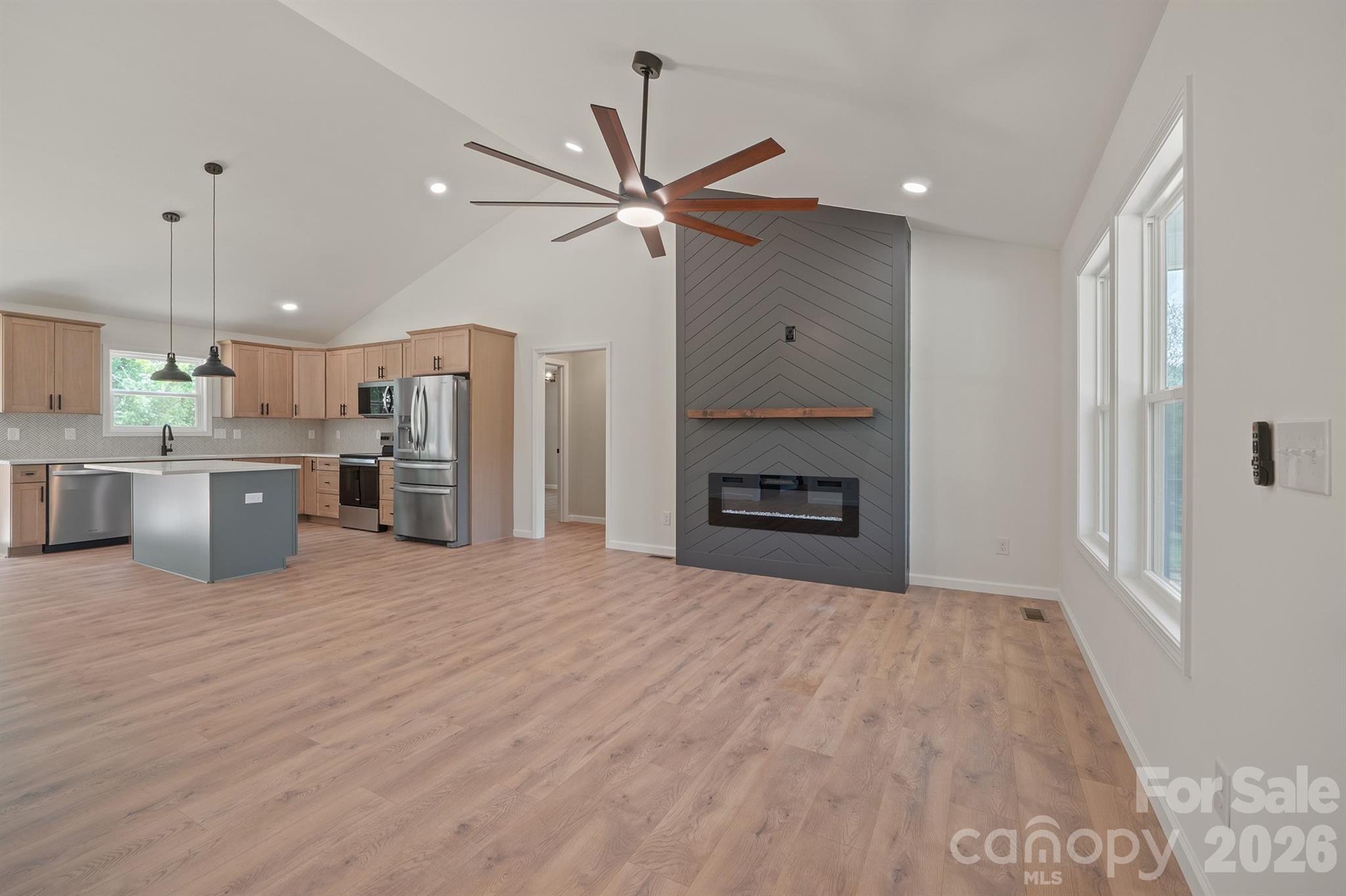 1649 Bentbrook Drive — Valdese