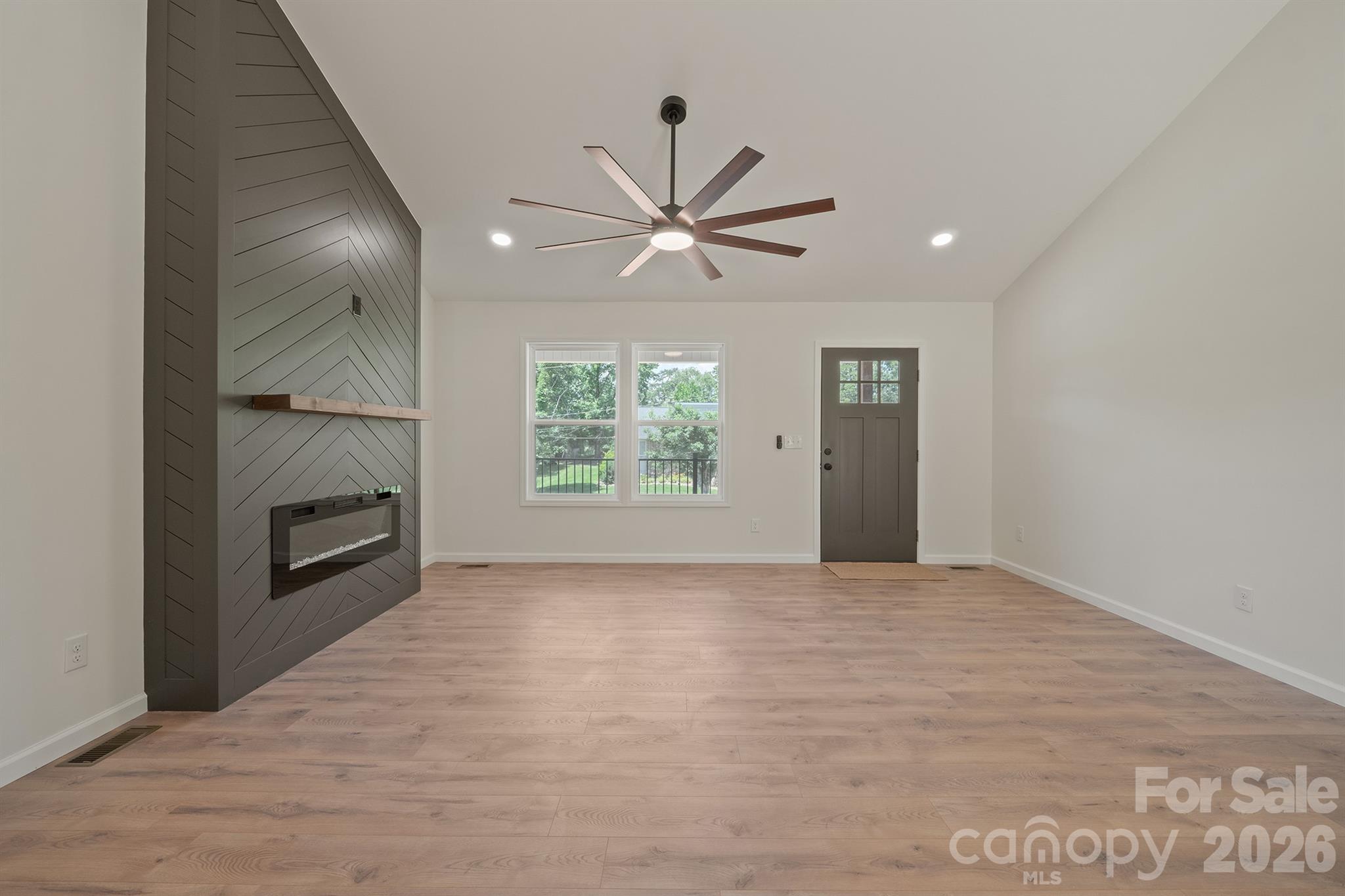 1649 Bentbrook Drive — Valdese